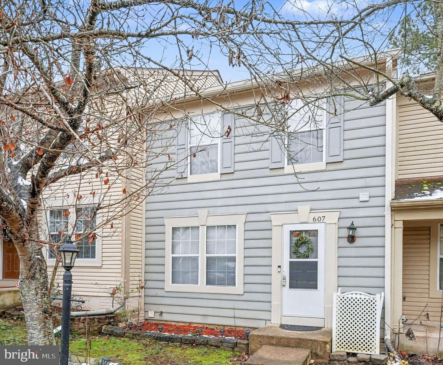 607 KNOLLWOOD CT, STAFFORD, Virginia 22554, 3 Bedrooms Bedrooms, 7 Rooms Rooms,3 BathroomsBathrooms,Residential,For sale,607 KNOLLWOOD CT,VAST2044566 MLS # VAST2044566 607 KNOLLWOOD CT, STAFFORD, Virginia 22554, 3 Bedrooms Bedrooms, 7 Rooms Rooms,3 BathroomsBathrooms,Residential,For sale,607 KNOLLWOOD CT,VAST2044566 MLS # VAST2044566