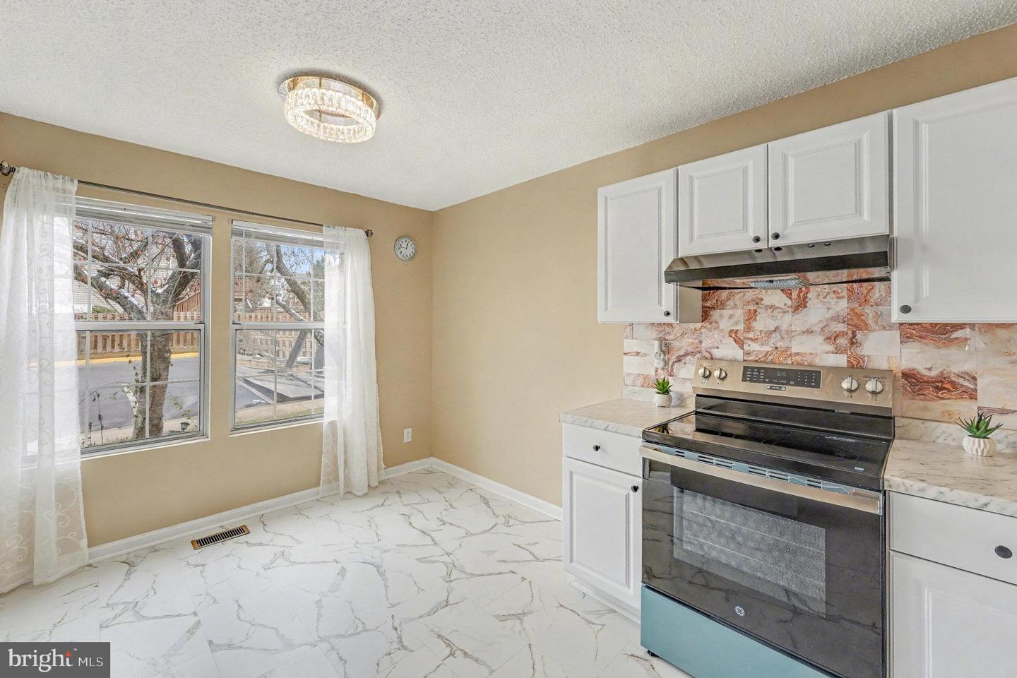 607 KNOLLWOOD CT, STAFFORD, Virginia 22554, 3 Bedrooms Bedrooms, 7 Rooms Rooms,3 BathroomsBathrooms,Residential,For sale,607 KNOLLWOOD CT,VAST2044566 MLS # VAST2044566 607 KNOLLWOOD CT, STAFFORD, Virginia 22554, 3 Bedrooms Bedrooms, 7 Rooms Rooms,3 BathroomsBathrooms,Residential,For sale,607 KNOLLWOOD CT,VAST2044566 MLS # VAST2044566