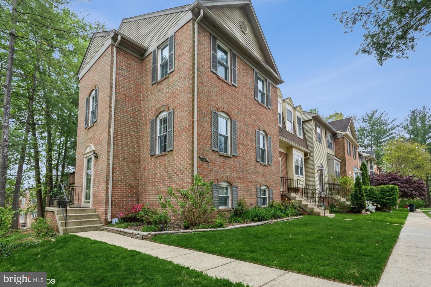 7092 SOLOMON SEAL CT, SPRINGFIELD, Virginia 22152, 4 Bedrooms Bedrooms, ,3 BathroomsBathrooms,Residential,For sale,7092 SOLOMON SEAL CT,VAFX2281760 MLS # VAFX2281760 7092 SOLOMON SEAL CT, SPRINGFIELD, Virginia 22152, 4 Bedrooms Bedrooms, ,3 BathroomsBathrooms,Residential,For sale,7092 SOLOMON SEAL CT,VAFX2281760 MLS # VAFX2281760