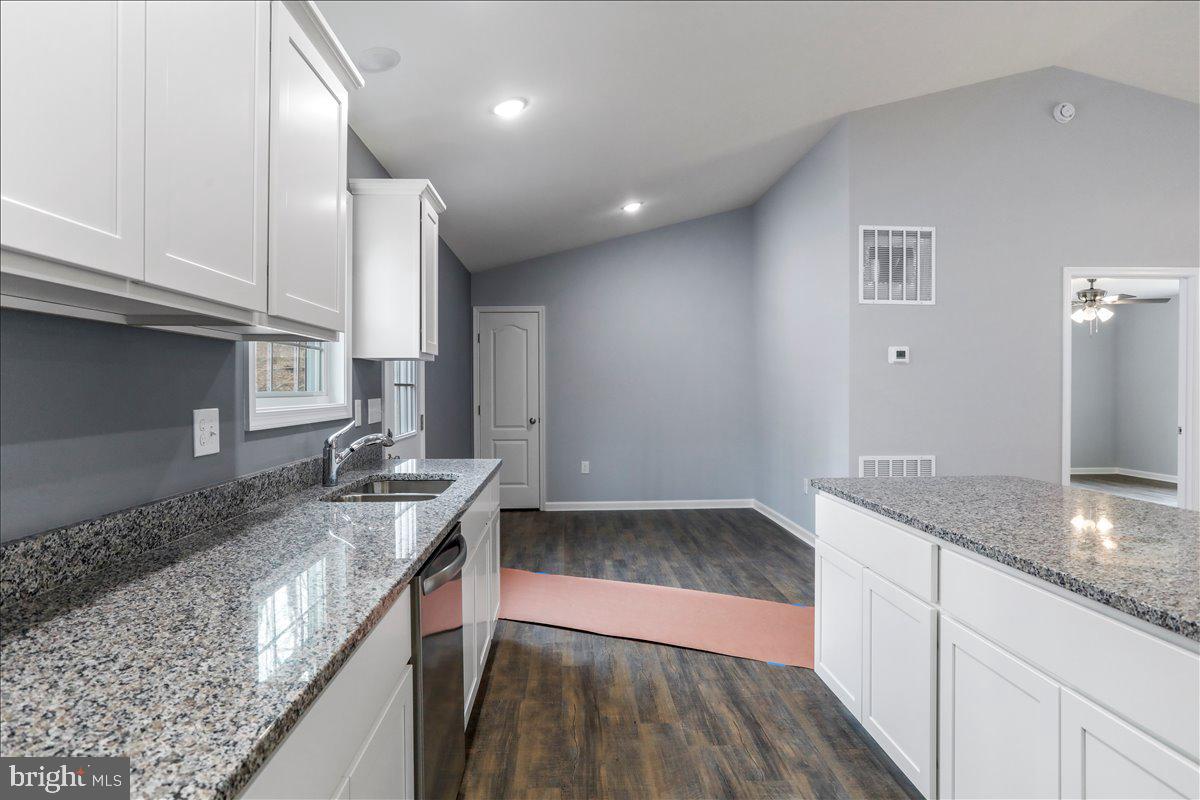 88 PICKFORD CT, FRONT ROYAL, Virginia 22630, 3 Bedrooms Bedrooms, ,2 BathroomsBathrooms,Residential,For sale,88 PICKFORD CT,VAWR2012922 MLS # VAWR2012922 88 PICKFORD CT, FRONT ROYAL, Virginia 22630, 3 Bedrooms Bedrooms, ,2 BathroomsBathrooms,Residential,For sale,88 PICKFORD CT,VAWR2012922 MLS # VAWR2012922