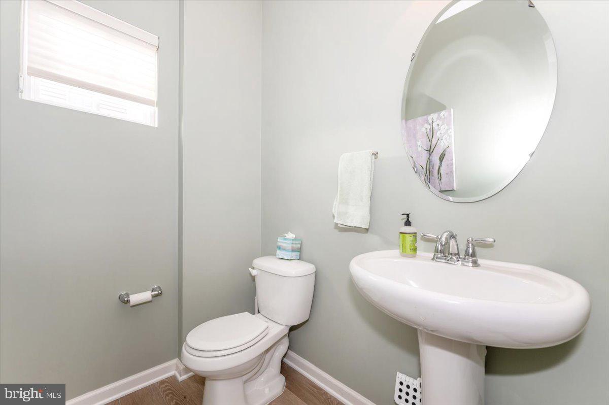 1686 WINTERWOOD CT, HERNDON, Virginia 20170, 4 Bedrooms Bedrooms, ,3 BathroomsBathrooms,Residential,For sale,1686 WINTERWOOD CT,VAFX2281766 MLS # VAFX2281766 1686 WINTERWOOD CT, HERNDON, Virginia 20170, 4 Bedrooms Bedrooms, ,3 BathroomsBathrooms,Residential,For sale,1686 WINTERWOOD CT,VAFX2281766 MLS # VAFX2281766