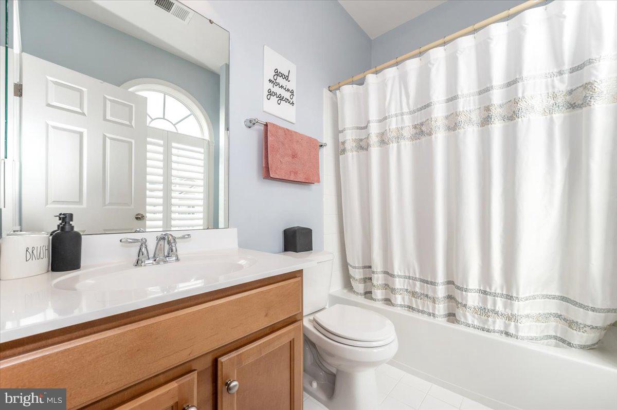 1686 WINTERWOOD CT, HERNDON, Virginia 20170, 4 Bedrooms Bedrooms, ,3 BathroomsBathrooms,Residential,For sale,1686 WINTERWOOD CT,VAFX2281766 MLS # VAFX2281766 1686 WINTERWOOD CT, HERNDON, Virginia 20170, 4 Bedrooms Bedrooms, ,3 BathroomsBathrooms,Residential,For sale,1686 WINTERWOOD CT,VAFX2281766 MLS # VAFX2281766