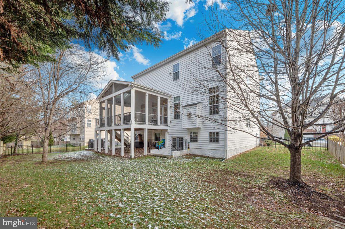 1686 WINTERWOOD CT, HERNDON, Virginia 20170, 4 Bedrooms Bedrooms, ,3 BathroomsBathrooms,Residential,For sale,1686 WINTERWOOD CT,VAFX2281766 MLS # VAFX2281766 1686 WINTERWOOD CT, HERNDON, Virginia 20170, 4 Bedrooms Bedrooms, ,3 BathroomsBathrooms,Residential,For sale,1686 WINTERWOOD CT,VAFX2281766 MLS # VAFX2281766