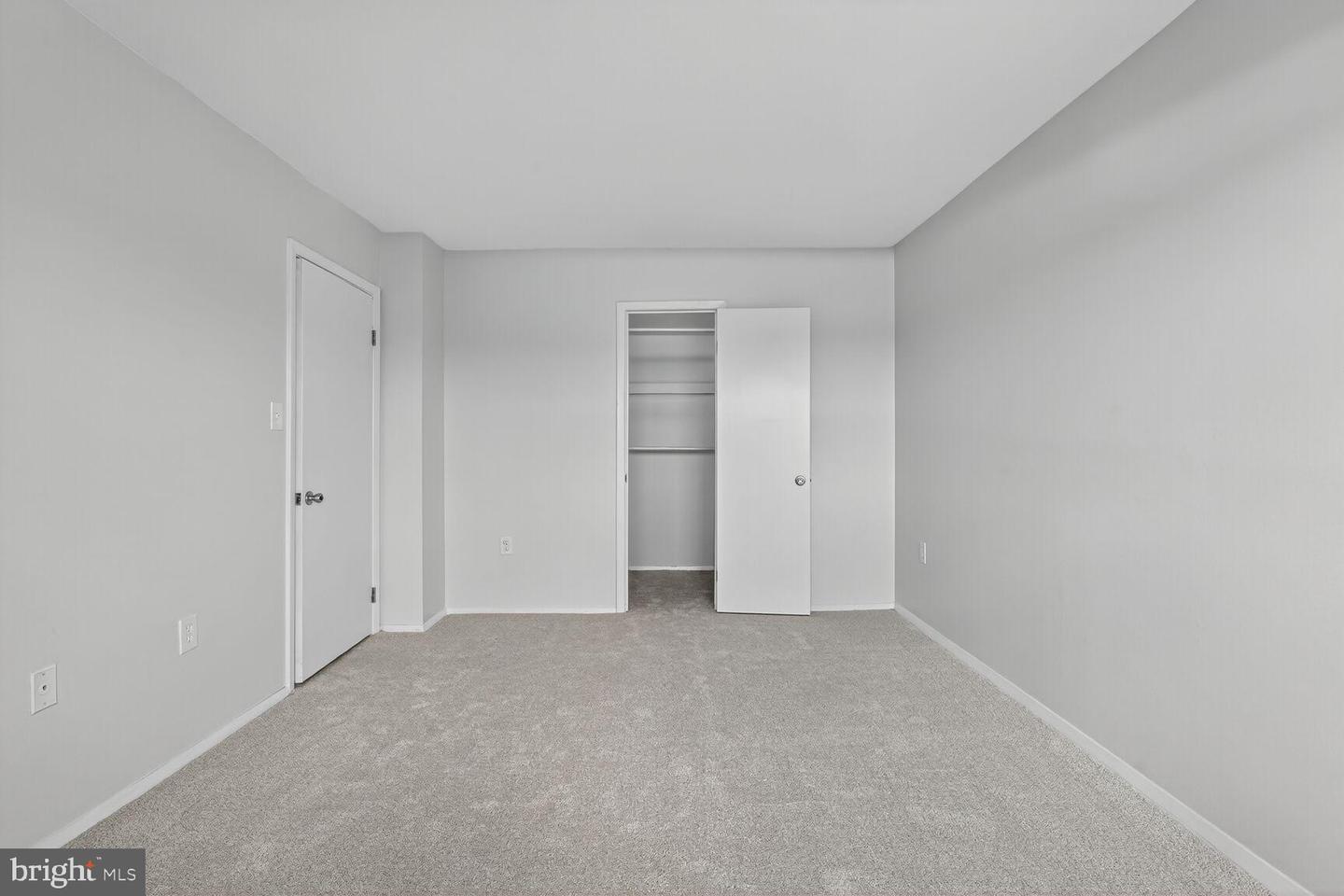 1602 RENATE DR #302, WOODBRIDGE, Virginia 22192, 1 Bedroom Bedrooms, 9 Rooms Rooms,1 BathroomBathrooms,Residential,For sale,1602 RENATE DR #302,VAPW2103994 MLS # VAPW2103994 1602 RENATE DR #302, WOODBRIDGE, Virginia 22192, 1 Bedroom Bedrooms, 9 Rooms Rooms,1 BathroomBathrooms,Residential,For sale,1602 RENATE DR #302,VAPW2103994 MLS # VAPW2103994