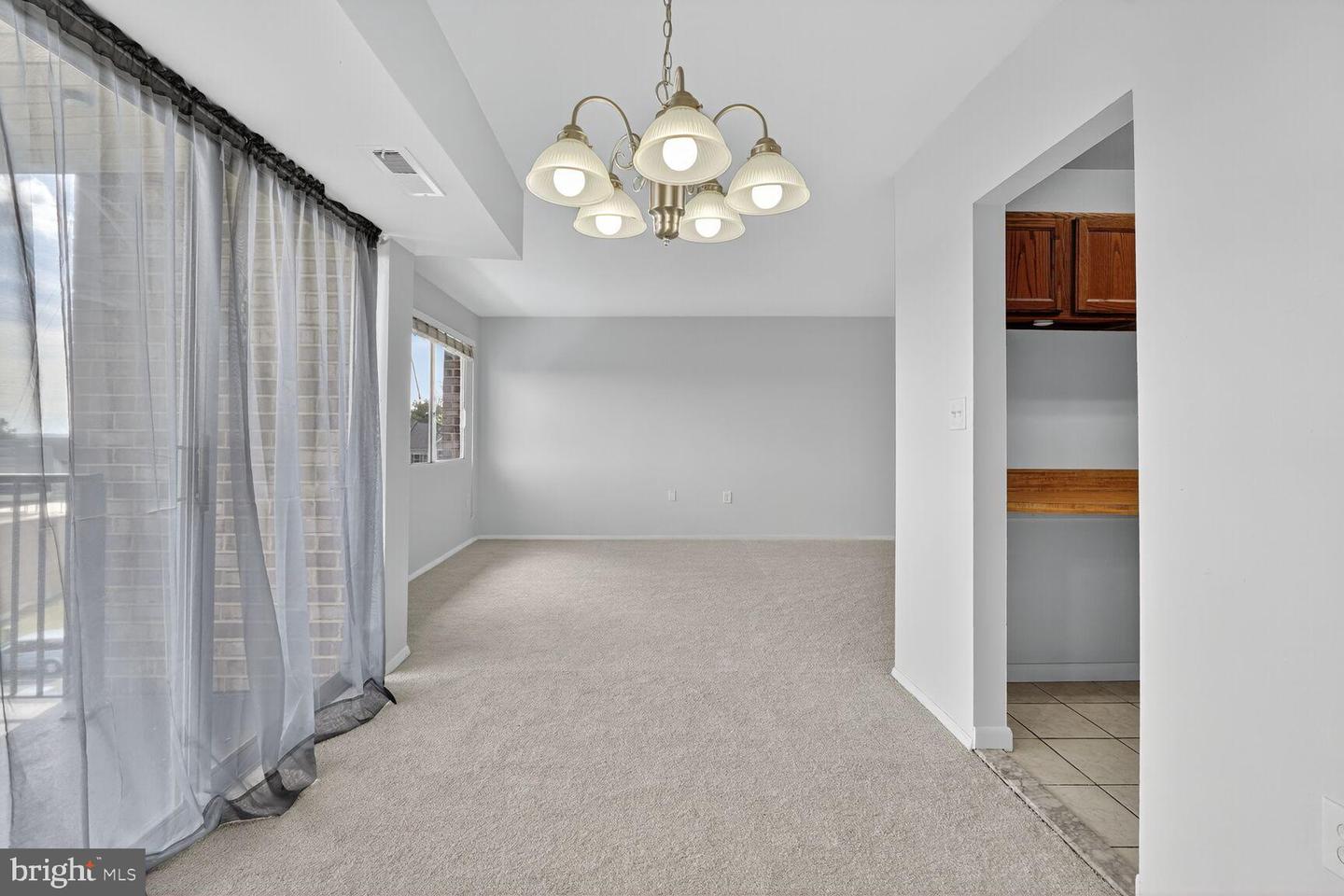 1602 RENATE DR #302, WOODBRIDGE, Virginia 22192, 1 Bedroom Bedrooms, 9 Rooms Rooms,1 BathroomBathrooms,Residential,For sale,1602 RENATE DR #302,VAPW2103994 MLS # VAPW2103994 1602 RENATE DR #302, WOODBRIDGE, Virginia 22192, 1 Bedroom Bedrooms, 9 Rooms Rooms,1 BathroomBathrooms,Residential,For sale,1602 RENATE DR #302,VAPW2103994 MLS # VAPW2103994