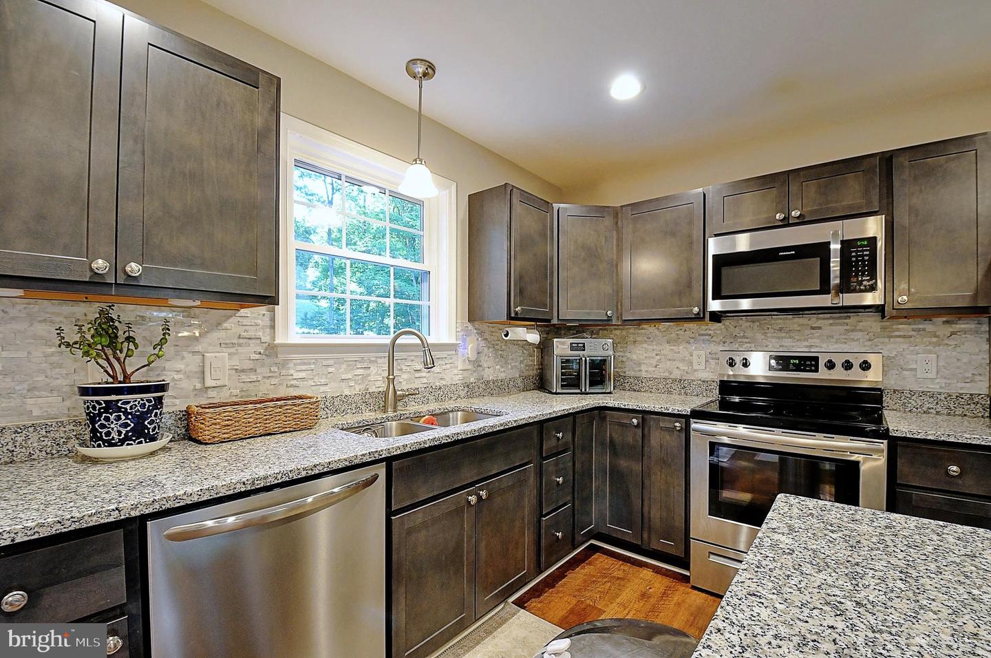 415 QUAIL DR, WINCHESTER, Virginia 22602, 3 Bedrooms Bedrooms, ,2 BathroomsBathrooms,Residential,For sale,415 QUAIL DR,VAFV2037052 MLS # VAFV2037052 415 QUAIL DR, WINCHESTER, Virginia 22602, 3 Bedrooms Bedrooms, ,2 BathroomsBathrooms,Residential,For sale,415 QUAIL DR,VAFV2037052 MLS # VAFV2037052