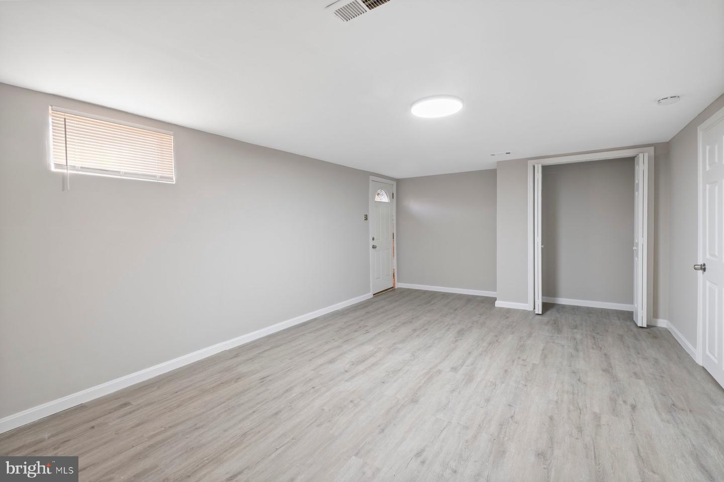 883 BELLEVUE ST SE, WASHINGTON, District Of Columbia 20032, 5 Bedrooms Bedrooms, ,2 BathroomsBathrooms,Residential,For sale,883 BELLEVUE ST SE,DCDC2234048 MLS # DCDC2234048 883 BELLEVUE ST SE, WASHINGTON, District Of Columbia 20032, 5 Bedrooms Bedrooms, ,2 BathroomsBathrooms,Residential,For sale,883 BELLEVUE ST SE,DCDC2234048 MLS # DCDC2234048