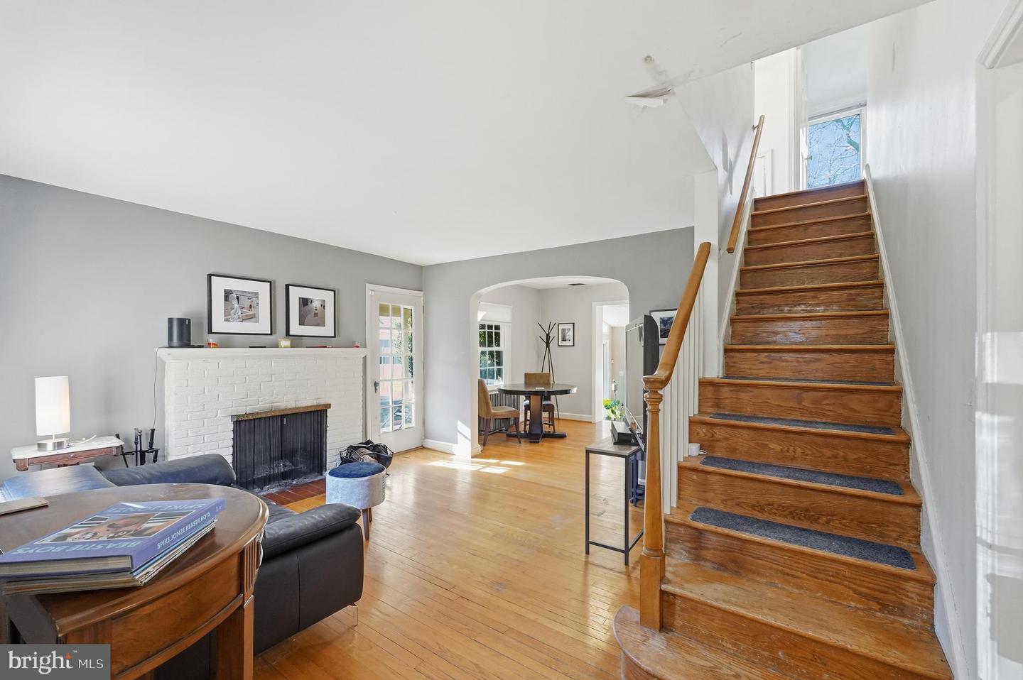 7908 W BOULEVARD DR, ALEXANDRIA, Virginia 22308, 3 Bedrooms Bedrooms, ,2 BathroomsBathrooms,Residential,For sale,7908 W BOULEVARD DR,VAFX2281756 MLS # VAFX2281756 7908 W BOULEVARD DR, ALEXANDRIA, Virginia 22308, 3 Bedrooms Bedrooms, ,2 BathroomsBathrooms,Residential,For sale,7908 W BOULEVARD DR,VAFX2281756 MLS # VAFX2281756