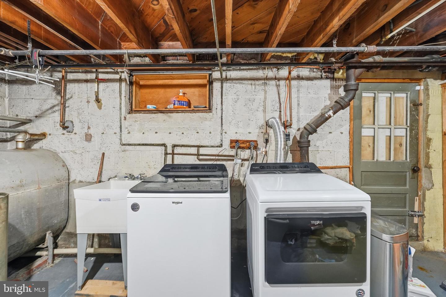 7908 W BOULEVARD DR, ALEXANDRIA, Virginia 22308, 3 Bedrooms Bedrooms, ,2 BathroomsBathrooms,Residential,For sale,7908 W BOULEVARD DR,VAFX2281756 MLS # VAFX2281756 7908 W BOULEVARD DR, ALEXANDRIA, Virginia 22308, 3 Bedrooms Bedrooms, ,2 BathroomsBathrooms,Residential,For sale,7908 W BOULEVARD DR,VAFX2281756 MLS # VAFX2281756