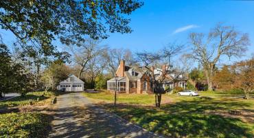 7908 W BOULEVARD DR, ALEXANDRIA, Virginia 22308, 3 Bedrooms Bedrooms, ,2 BathroomsBathrooms,Residential,For sale,7908 W BOULEVARD DR,VAFX2281756 MLS # VAFX2281756