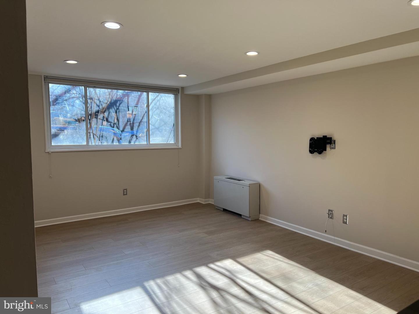 4545 MACARTHUR BLVD NW #G7, WASHINGTON, District Of Columbia 20007, 1 Bedroom Bedrooms, ,1 BathroomBathrooms,Residential,For sale,4545 MACARTHUR BLVD NW #G7,DCDC2234112 MLS # DCDC2234112 4545 MACARTHUR BLVD NW #G7, WASHINGTON, District Of Columbia 20007, 1 Bedroom Bedrooms, ,1 BathroomBathrooms,Residential,For sale,4545 MACARTHUR BLVD NW #G7,DCDC2234112 MLS # DCDC2234112