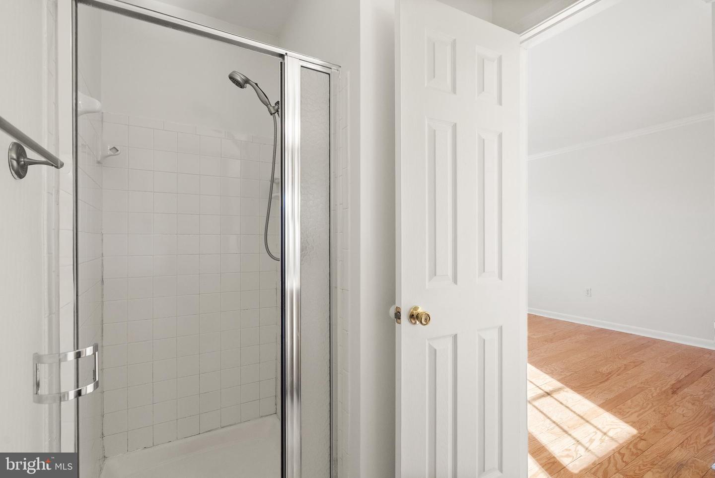 15278 CLOVERDALE RD, WOODBRIDGE, Virginia 22193, 3 Bedrooms Bedrooms, ,2 BathroomsBathrooms,Residential,For sale,15278 CLOVERDALE RD,VAPW2106750 MLS # VAPW2106750