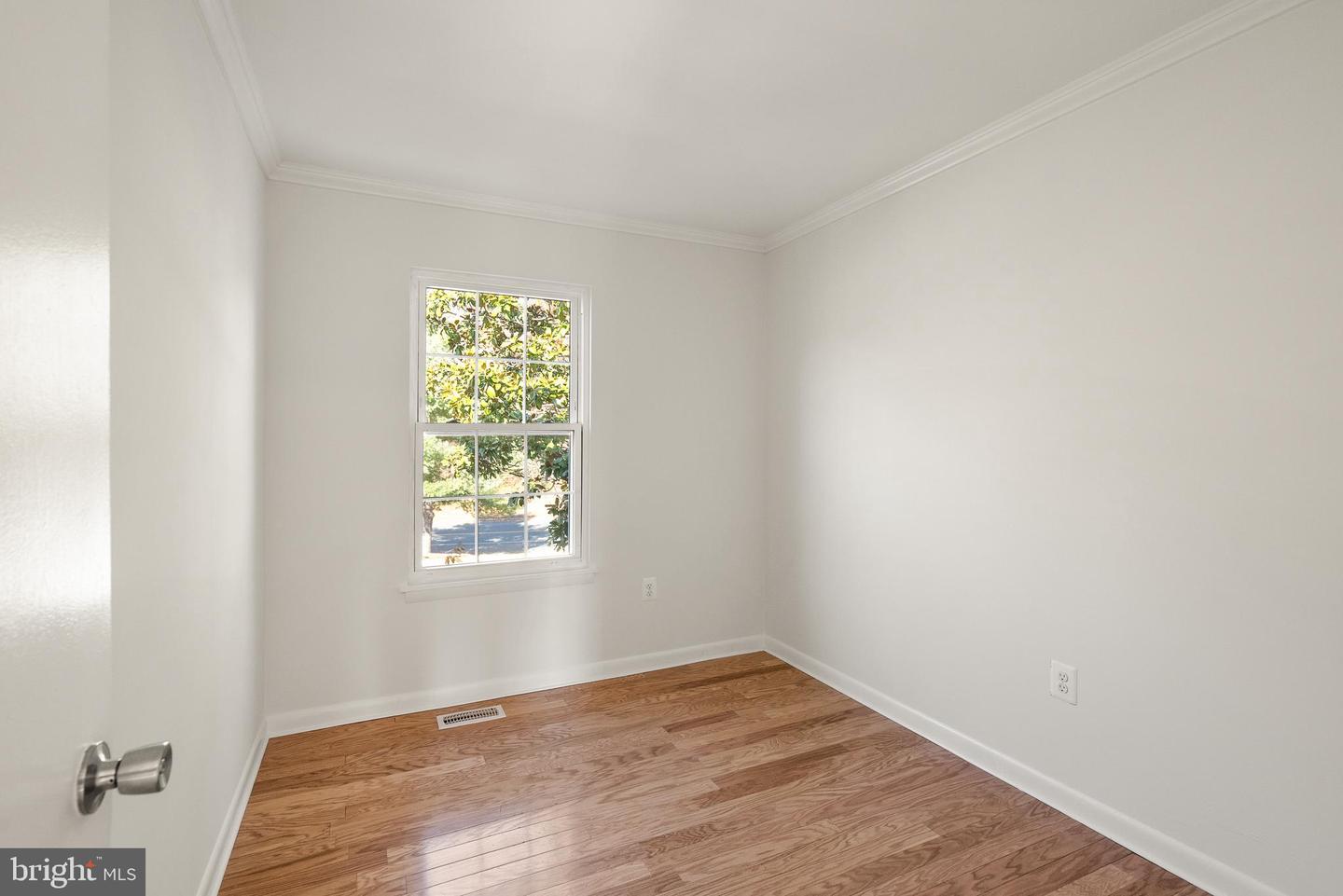 15278 CLOVERDALE RD, WOODBRIDGE, Virginia 22193, 3 Bedrooms Bedrooms, ,2 BathroomsBathrooms,Residential,For sale,15278 CLOVERDALE RD,VAPW2106750 MLS # VAPW2106750