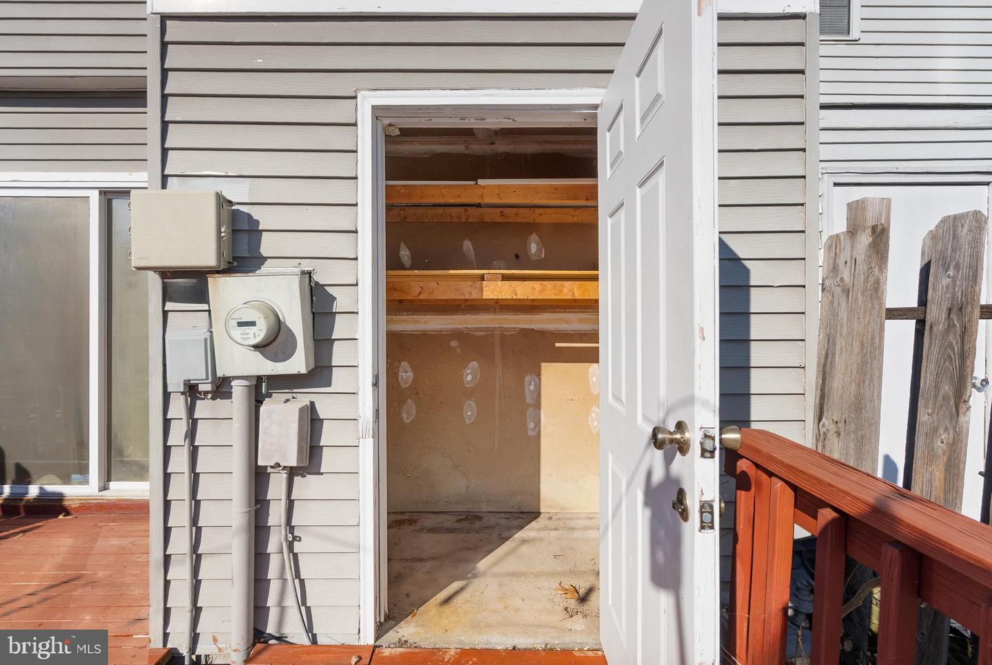 15278 CLOVERDALE RD, WOODBRIDGE, Virginia 22193, 3 Bedrooms Bedrooms, ,2 BathroomsBathrooms,Residential,For sale,15278 CLOVERDALE RD,VAPW2106750 MLS # VAPW2106750