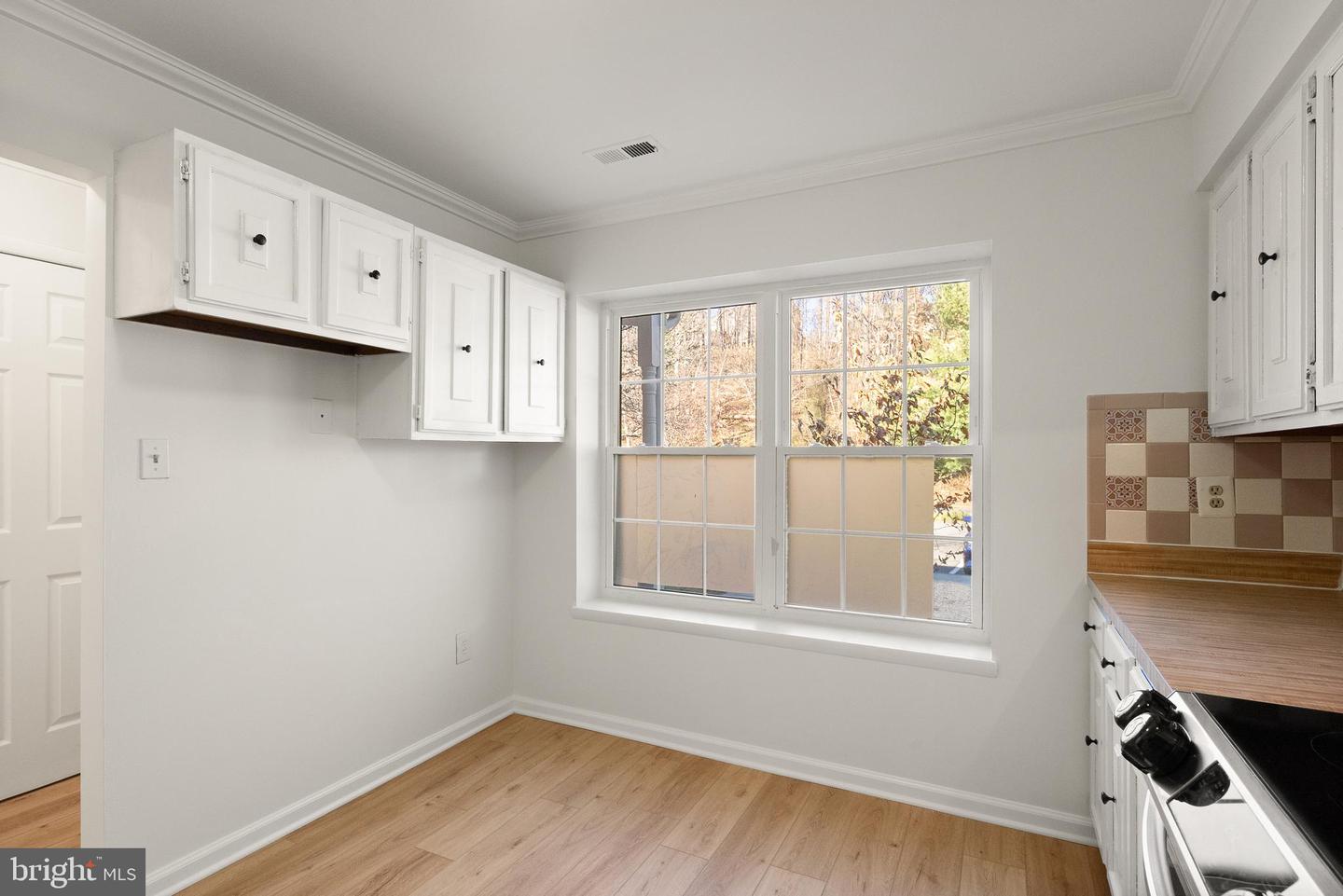 15278 CLOVERDALE RD, WOODBRIDGE, Virginia 22193, 3 Bedrooms Bedrooms, ,2 BathroomsBathrooms,Residential,For sale,15278 CLOVERDALE RD,VAPW2106750 MLS # VAPW2106750