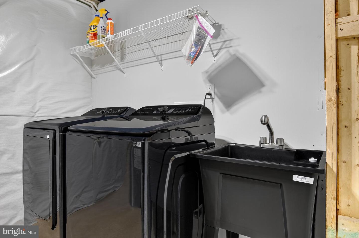 8 HOWARD CIR, FREDERICKSBURG, Virginia 22405, 4 Bedrooms Bedrooms, 10 Rooms Rooms,3 BathroomsBathrooms,Residential,For sale,8 HOWARD CIR,VAST2043950 MLS # VAST2043950 8 HOWARD CIR, FREDERICKSBURG, Virginia 22405, 4 Bedrooms Bedrooms, 10 Rooms Rooms,3 BathroomsBathrooms,Residential,For sale,8 HOWARD CIR,VAST2043950 MLS # VAST2043950