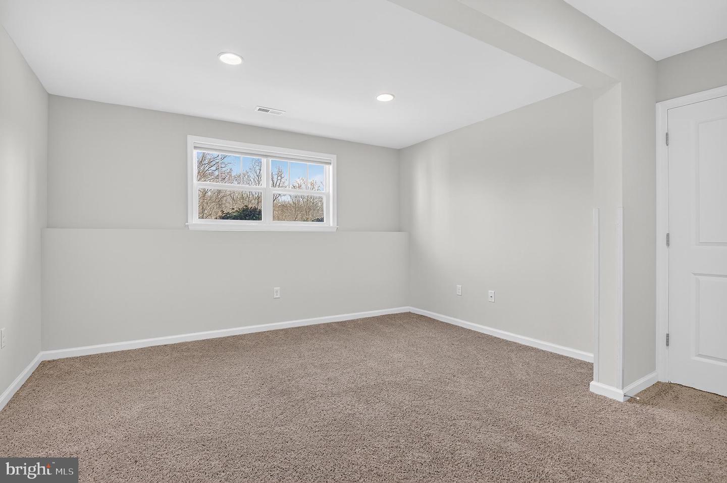 8 HOWARD CIR, FREDERICKSBURG, Virginia 22405, 4 Bedrooms Bedrooms, 10 Rooms Rooms,3 BathroomsBathrooms,Residential,For sale,8 HOWARD CIR,VAST2043950 MLS # VAST2043950 8 HOWARD CIR, FREDERICKSBURG, Virginia 22405, 4 Bedrooms Bedrooms, 10 Rooms Rooms,3 BathroomsBathrooms,Residential,For sale,8 HOWARD CIR,VAST2043950 MLS # VAST2043950