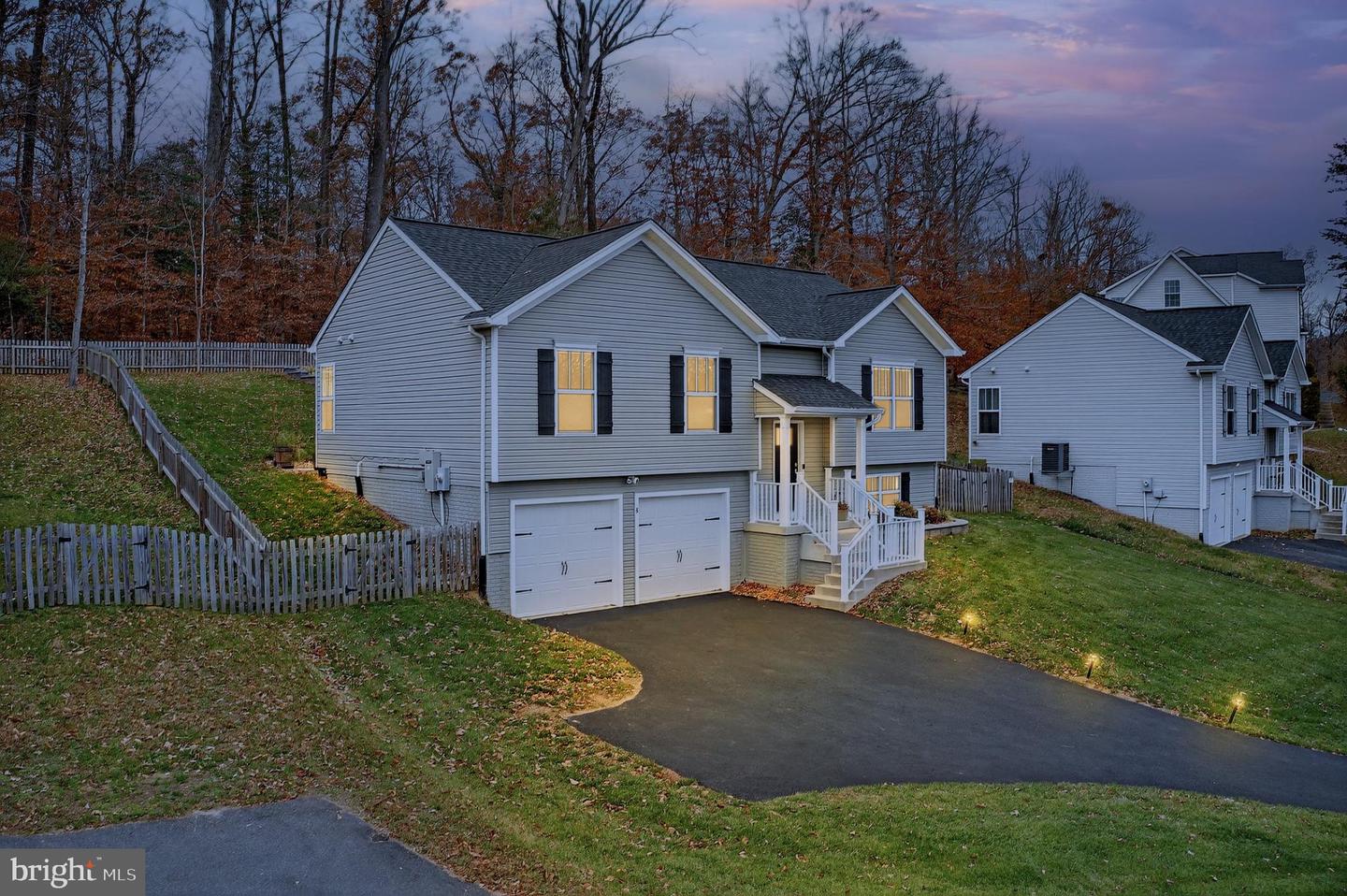 8 HOWARD CIR, FREDERICKSBURG, Virginia 22405, 4 Bedrooms Bedrooms, 10 Rooms Rooms,3 BathroomsBathrooms,Residential,For sale,8 HOWARD CIR,VAST2043950 MLS # VAST2043950 8 HOWARD CIR, FREDERICKSBURG, Virginia 22405, 4 Bedrooms Bedrooms, 10 Rooms Rooms,3 BathroomsBathrooms,Residential,For sale,8 HOWARD CIR,VAST2043950 MLS # VAST2043950