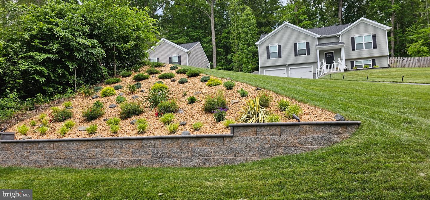 8 HOWARD CIR, FREDERICKSBURG, Virginia 22405, 4 Bedrooms Bedrooms, 10 Rooms Rooms,3 BathroomsBathrooms,Residential,For sale,8 HOWARD CIR,VAST2043950 MLS # VAST2043950 8 HOWARD CIR, FREDERICKSBURG, Virginia 22405, 4 Bedrooms Bedrooms, 10 Rooms Rooms,3 BathroomsBathrooms,Residential,For sale,8 HOWARD CIR,VAST2043950 MLS # VAST2043950