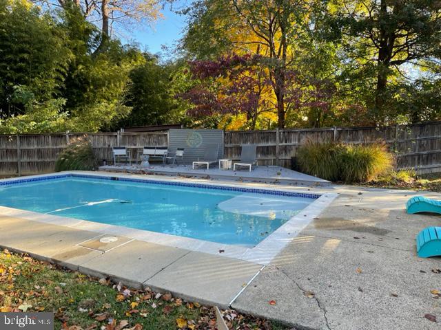 7822 HOLMES RUN DR, FALLS CHURCH, Virginia 22042, 3 Bedrooms Bedrooms, ,2 BathroomsBathrooms,Residential,For sale,7822 HOLMES RUN DR,VAFX2277224 MLS # VAFX2277224 7822 HOLMES RUN DR, FALLS CHURCH, Virginia 22042, 3 Bedrooms Bedrooms, ,2 BathroomsBathrooms,Residential,For sale,7822 HOLMES RUN DR,VAFX2277224 MLS # VAFX2277224