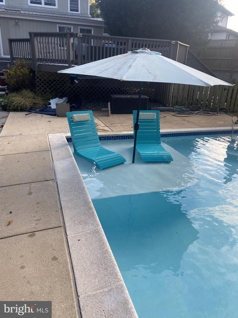 7822 HOLMES RUN DR, FALLS CHURCH, Virginia 22042, 3 Bedrooms Bedrooms, ,2 BathroomsBathrooms,Residential,For sale,7822 HOLMES RUN DR,VAFX2277224 MLS # VAFX2277224 7822 HOLMES RUN DR, FALLS CHURCH, Virginia 22042, 3 Bedrooms Bedrooms, ,2 BathroomsBathrooms,Residential,For sale,7822 HOLMES RUN DR,VAFX2277224 MLS # VAFX2277224