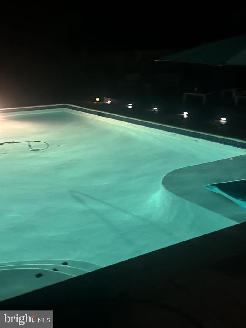 7822 HOLMES RUN DR, FALLS CHURCH, Virginia 22042, 3 Bedrooms Bedrooms, ,2 BathroomsBathrooms,Residential,For sale,7822 HOLMES RUN DR,VAFX2277224 MLS # VAFX2277224 7822 HOLMES RUN DR, FALLS CHURCH, Virginia 22042, 3 Bedrooms Bedrooms, ,2 BathroomsBathrooms,Residential,For sale,7822 HOLMES RUN DR,VAFX2277224 MLS # VAFX2277224