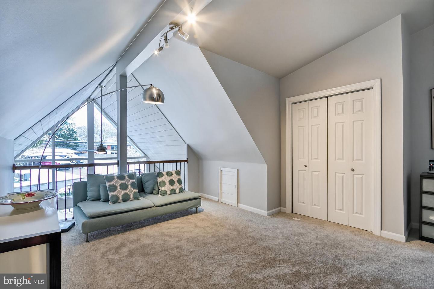 7822 HOLMES RUN DR, FALLS CHURCH, Virginia 22042, 3 Bedrooms Bedrooms, ,2 BathroomsBathrooms,Residential,For sale,7822 HOLMES RUN DR,VAFX2277224 MLS # VAFX2277224 7822 HOLMES RUN DR, FALLS CHURCH, Virginia 22042, 3 Bedrooms Bedrooms, ,2 BathroomsBathrooms,Residential,For sale,7822 HOLMES RUN DR,VAFX2277224 MLS # VAFX2277224