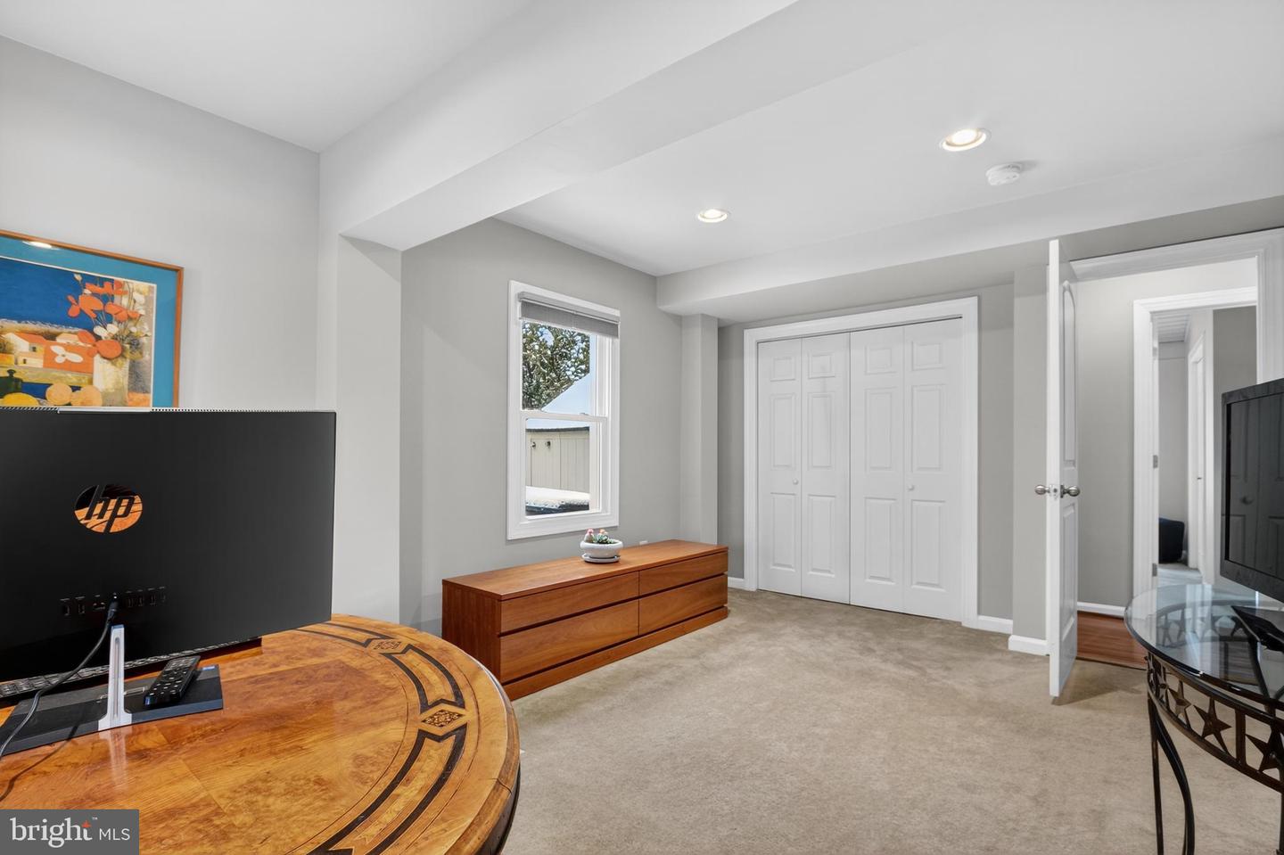 7822 HOLMES RUN DR, FALLS CHURCH, Virginia 22042, 3 Bedrooms Bedrooms, ,2 BathroomsBathrooms,Residential,For sale,7822 HOLMES RUN DR,VAFX2277224 MLS # VAFX2277224 7822 HOLMES RUN DR, FALLS CHURCH, Virginia 22042, 3 Bedrooms Bedrooms, ,2 BathroomsBathrooms,Residential,For sale,7822 HOLMES RUN DR,VAFX2277224 MLS # VAFX2277224