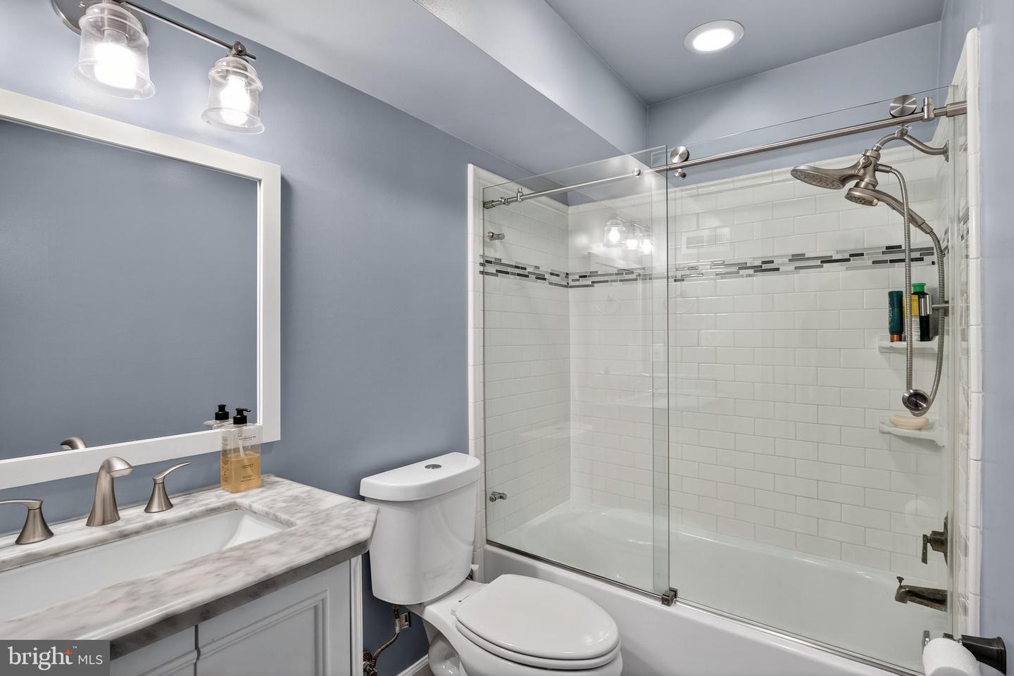 7822 HOLMES RUN DR, FALLS CHURCH, Virginia 22042, 3 Bedrooms Bedrooms, ,2 BathroomsBathrooms,Residential,For sale,7822 HOLMES RUN DR,VAFX2277224 MLS # VAFX2277224 7822 HOLMES RUN DR, FALLS CHURCH, Virginia 22042, 3 Bedrooms Bedrooms, ,2 BathroomsBathrooms,Residential,For sale,7822 HOLMES RUN DR,VAFX2277224 MLS # VAFX2277224