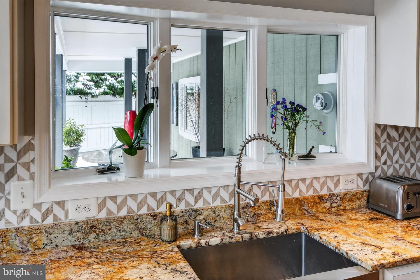 7822 HOLMES RUN DR, FALLS CHURCH, Virginia 22042, 3 Bedrooms Bedrooms, ,2 BathroomsBathrooms,Residential,For sale,7822 HOLMES RUN DR,VAFX2277224 MLS # VAFX2277224 7822 HOLMES RUN DR, FALLS CHURCH, Virginia 22042, 3 Bedrooms Bedrooms, ,2 BathroomsBathrooms,Residential,For sale,7822 HOLMES RUN DR,VAFX2277224 MLS # VAFX2277224