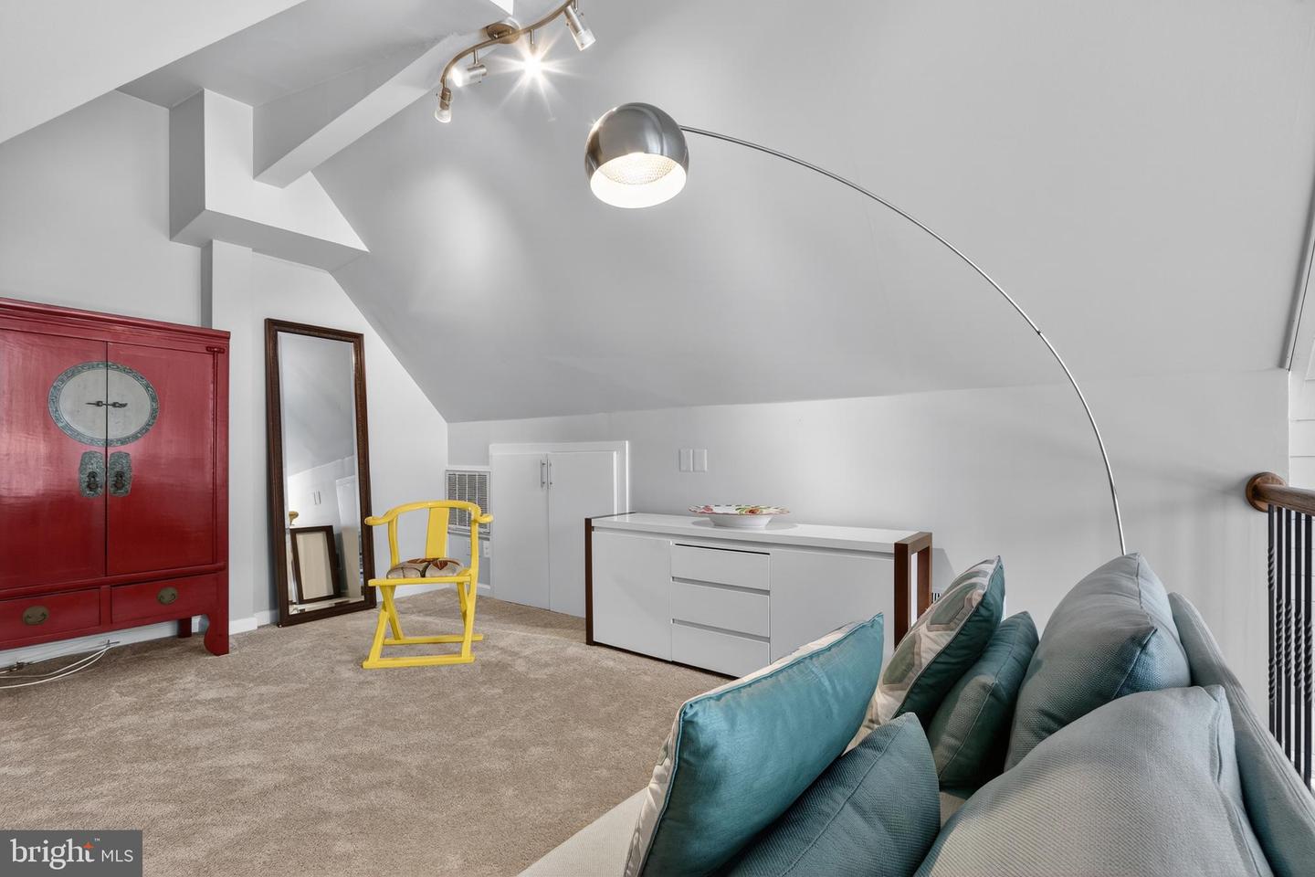 7822 HOLMES RUN DR, FALLS CHURCH, Virginia 22042, 3 Bedrooms Bedrooms, ,2 BathroomsBathrooms,Residential,For sale,7822 HOLMES RUN DR,VAFX2277224 MLS # VAFX2277224 7822 HOLMES RUN DR, FALLS CHURCH, Virginia 22042, 3 Bedrooms Bedrooms, ,2 BathroomsBathrooms,Residential,For sale,7822 HOLMES RUN DR,VAFX2277224 MLS # VAFX2277224