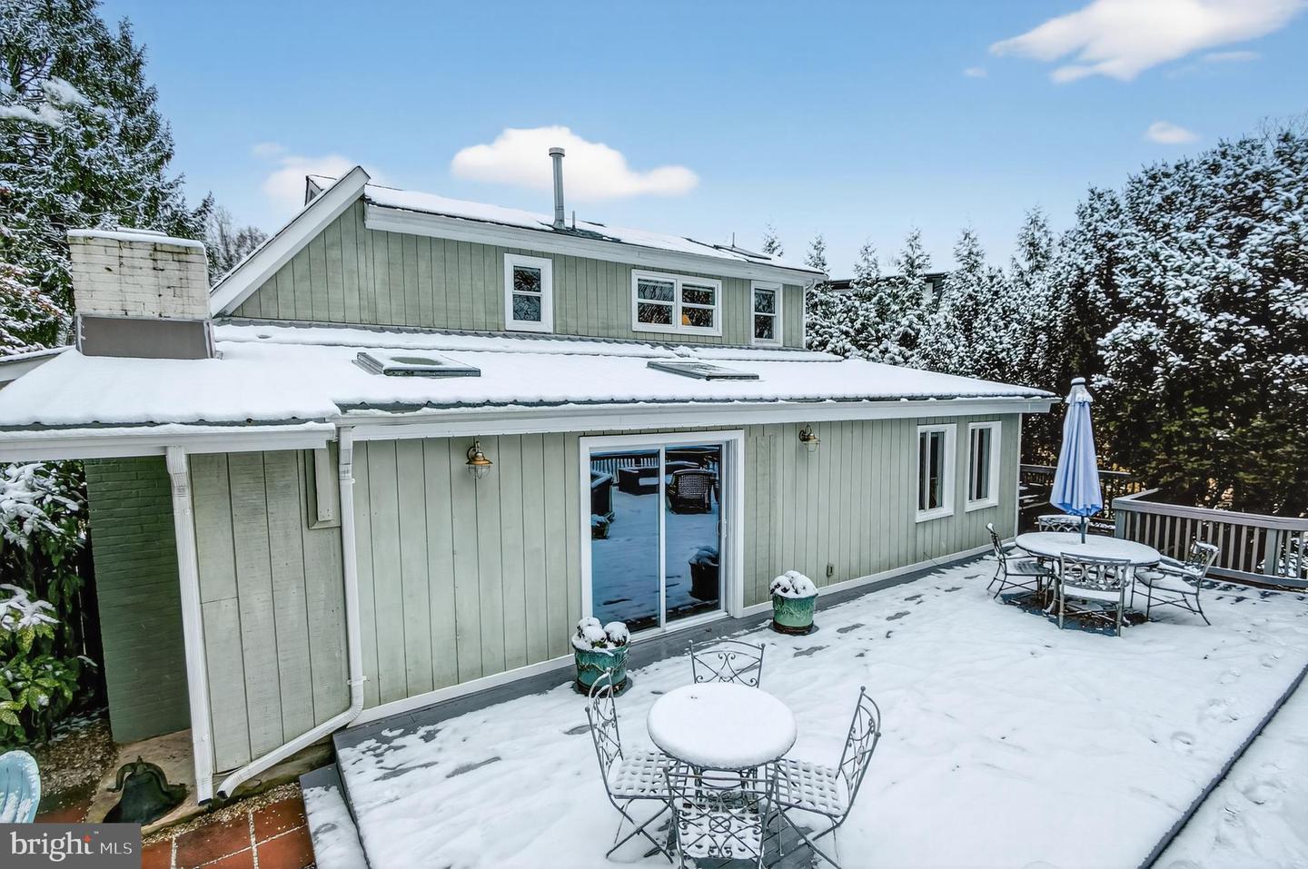 7822 HOLMES RUN DR, FALLS CHURCH, Virginia 22042, 3 Bedrooms Bedrooms, ,2 BathroomsBathrooms,Residential,For sale,7822 HOLMES RUN DR,VAFX2277224 MLS # VAFX2277224 7822 HOLMES RUN DR, FALLS CHURCH, Virginia 22042, 3 Bedrooms Bedrooms, ,2 BathroomsBathrooms,Residential,For sale,7822 HOLMES RUN DR,VAFX2277224 MLS # VAFX2277224