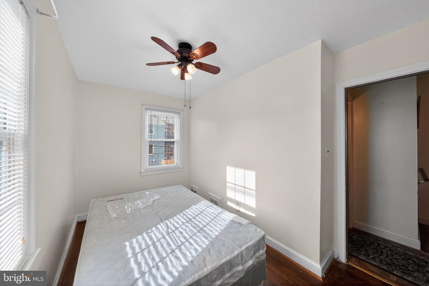 2300 SOUTHERN AVE SE, WASHINGTON, District Of Columbia 20020, 3 Bedrooms Bedrooms, 4 Rooms Rooms,1 BathroomBathrooms,Residential,For sale,2300 SOUTHERN AVE SE,DCDC2232444 MLS # DCDC2232444