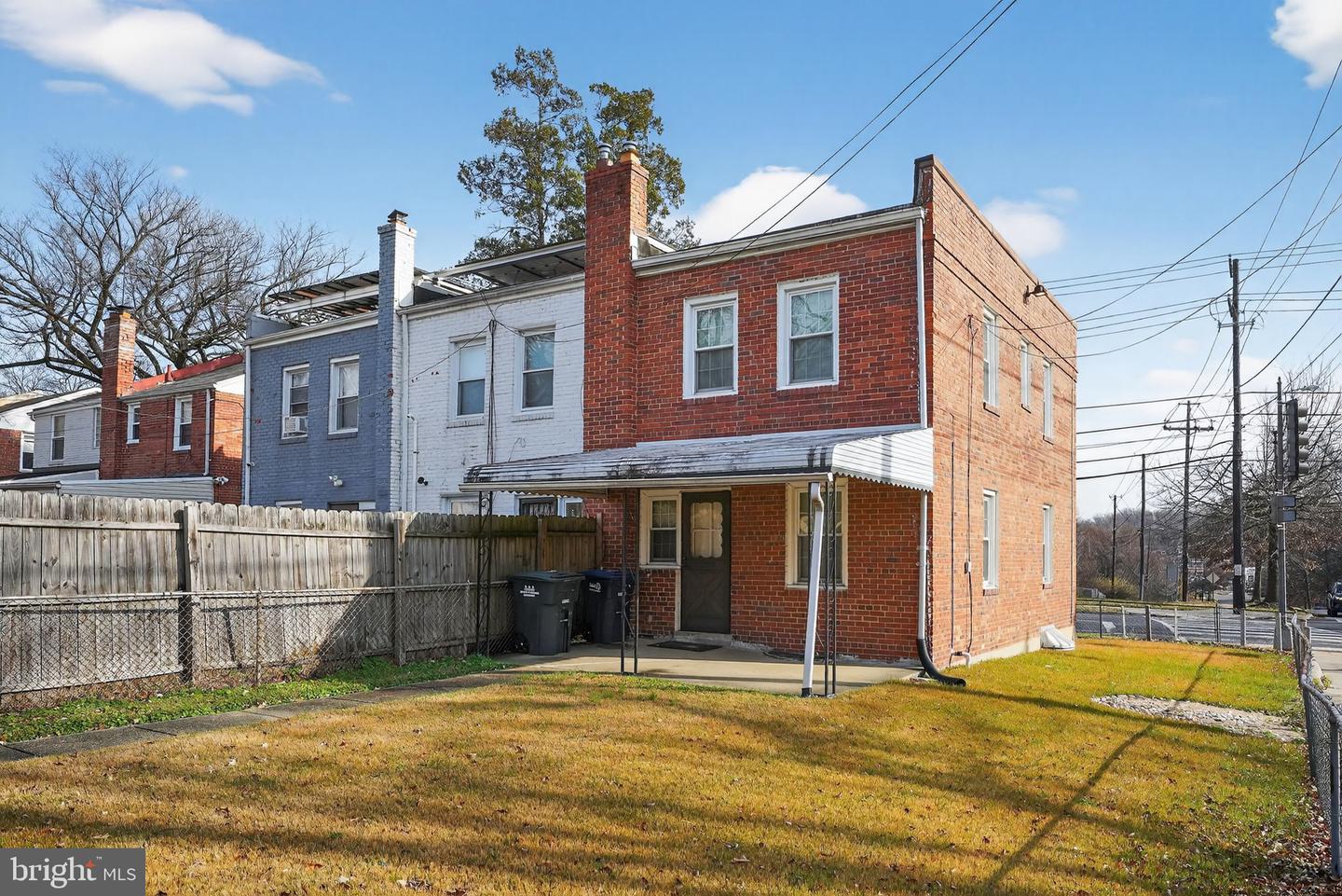 2300 SOUTHERN AVE SE, WASHINGTON, District Of Columbia 20020, 3 Bedrooms Bedrooms, 4 Rooms Rooms,1 BathroomBathrooms,Residential,For sale,2300 SOUTHERN AVE SE,DCDC2232444 MLS # DCDC2232444