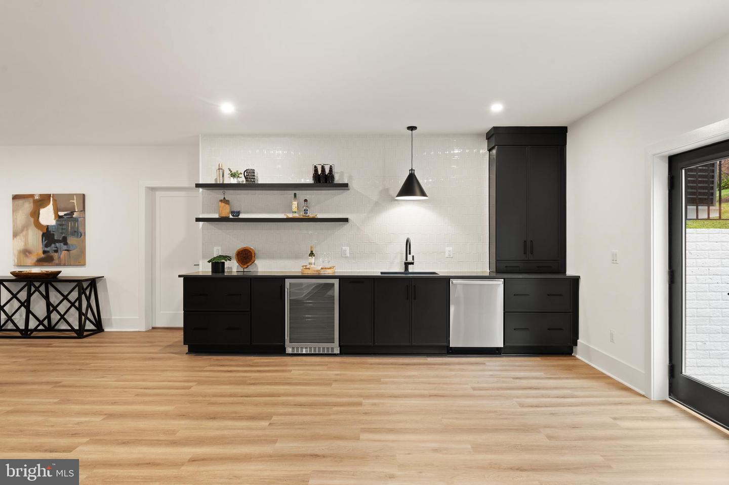 6539 FAIRLAWN DR, MCLEAN, Virginia 22101, 5 Bedrooms Bedrooms, ,5 BathroomsBathrooms,Residential,For sale,6539 FAIRLAWN DR,VAFX2280764 MLS # VAFX2280764 6539 FAIRLAWN DR, MCLEAN, Virginia 22101, 5 Bedrooms Bedrooms, ,5 BathroomsBathrooms,Residential,For sale,6539 FAIRLAWN DR,VAFX2280764 MLS # VAFX2280764