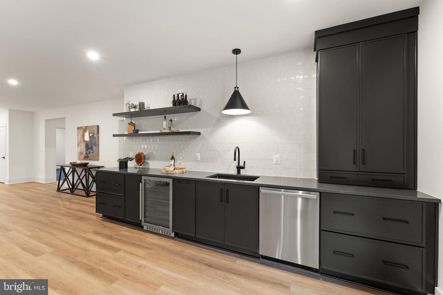 6539 FAIRLAWN DR, MCLEAN, Virginia 22101, 5 Bedrooms Bedrooms, ,5 BathroomsBathrooms,Residential,For sale,6539 FAIRLAWN DR,VAFX2280764 MLS # VAFX2280764 6539 FAIRLAWN DR, MCLEAN, Virginia 22101, 5 Bedrooms Bedrooms, ,5 BathroomsBathrooms,Residential,For sale,6539 FAIRLAWN DR,VAFX2280764 MLS # VAFX2280764