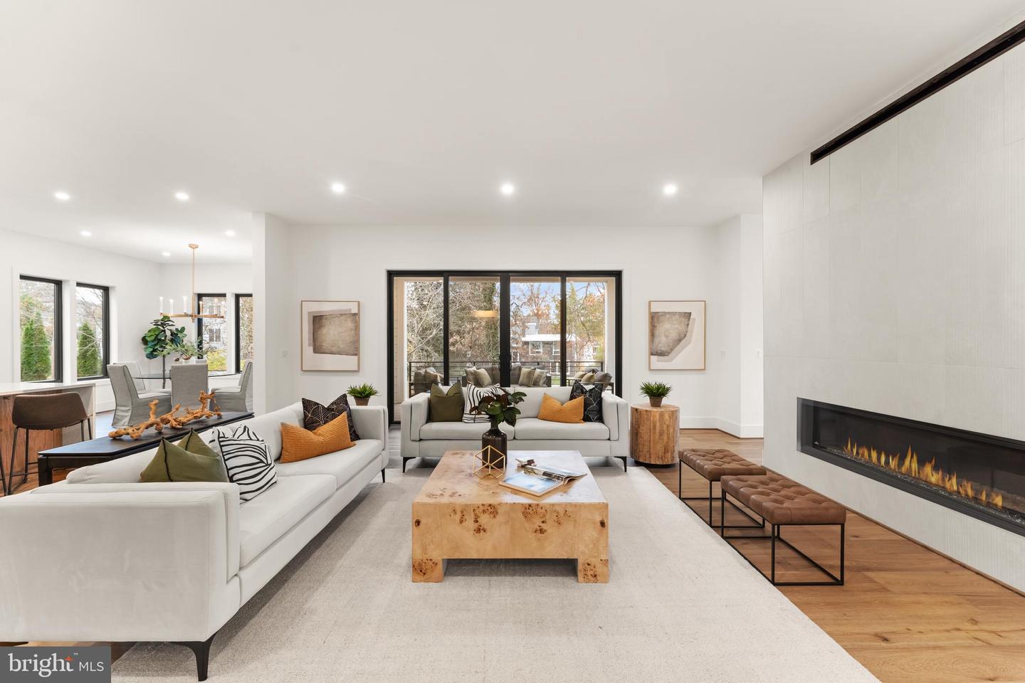 6539 FAIRLAWN DR, MCLEAN, Virginia 22101, 5 Bedrooms Bedrooms, ,5 BathroomsBathrooms,Residential,For sale,6539 FAIRLAWN DR,VAFX2280764 MLS # VAFX2280764 6539 FAIRLAWN DR, MCLEAN, Virginia 22101, 5 Bedrooms Bedrooms, ,5 BathroomsBathrooms,Residential,For sale,6539 FAIRLAWN DR,VAFX2280764 MLS # VAFX2280764