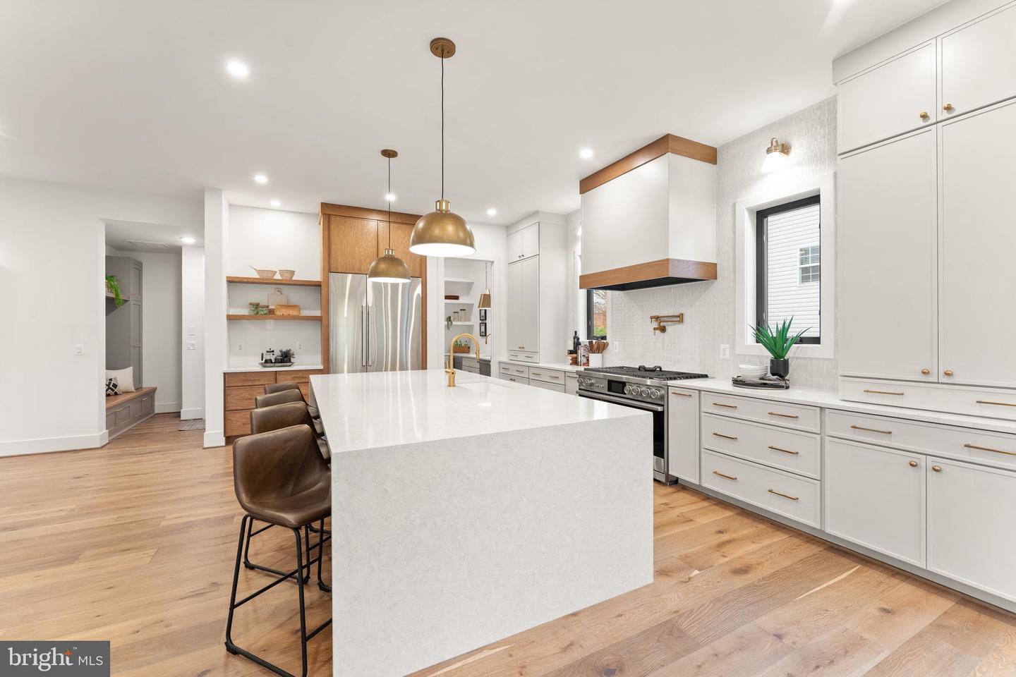 6539 FAIRLAWN DR, MCLEAN, Virginia 22101, 5 Bedrooms Bedrooms, ,5 BathroomsBathrooms,Residential,For sale,6539 FAIRLAWN DR,VAFX2280764 MLS # VAFX2280764 6539 FAIRLAWN DR, MCLEAN, Virginia 22101, 5 Bedrooms Bedrooms, ,5 BathroomsBathrooms,Residential,For sale,6539 FAIRLAWN DR,VAFX2280764 MLS # VAFX2280764