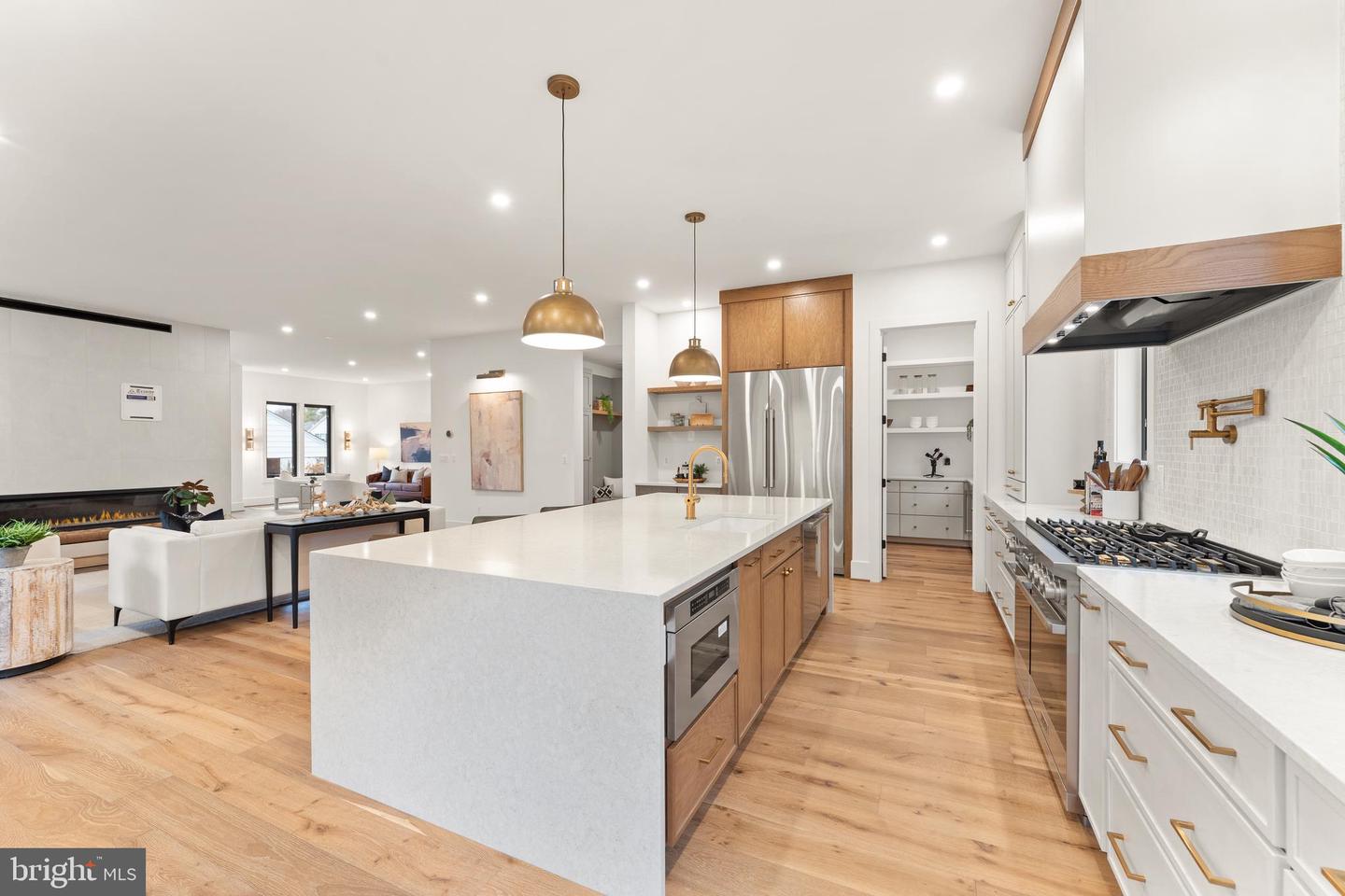 6539 FAIRLAWN DR, MCLEAN, Virginia 22101, 5 Bedrooms Bedrooms, ,5 BathroomsBathrooms,Residential,For sale,6539 FAIRLAWN DR,VAFX2280764 MLS # VAFX2280764 6539 FAIRLAWN DR, MCLEAN, Virginia 22101, 5 Bedrooms Bedrooms, ,5 BathroomsBathrooms,Residential,For sale,6539 FAIRLAWN DR,VAFX2280764 MLS # VAFX2280764