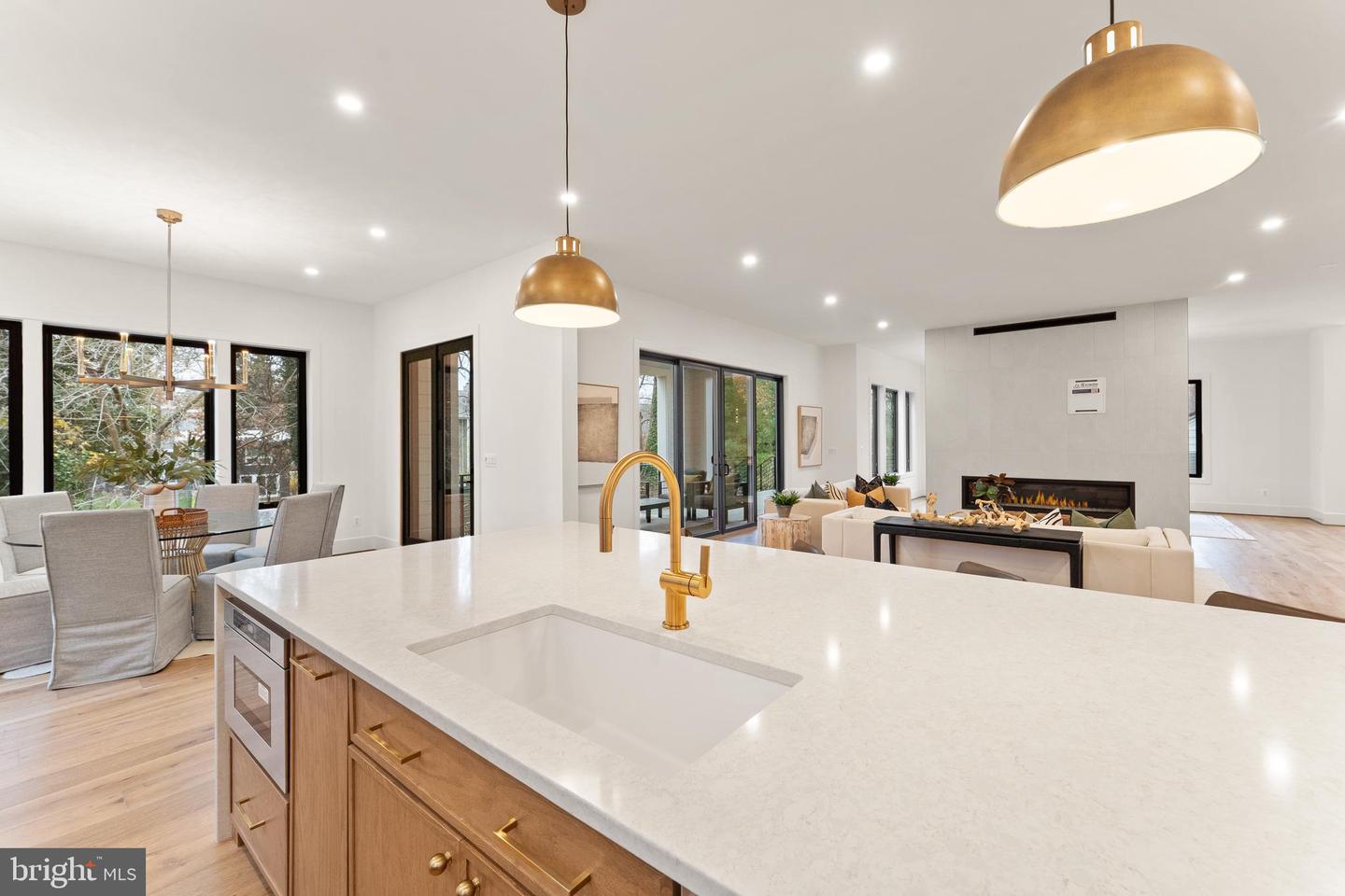 6539 FAIRLAWN DR, MCLEAN, Virginia 22101, 5 Bedrooms Bedrooms, ,5 BathroomsBathrooms,Residential,For sale,6539 FAIRLAWN DR,VAFX2280764 MLS # VAFX2280764 6539 FAIRLAWN DR, MCLEAN, Virginia 22101, 5 Bedrooms Bedrooms, ,5 BathroomsBathrooms,Residential,For sale,6539 FAIRLAWN DR,VAFX2280764 MLS # VAFX2280764