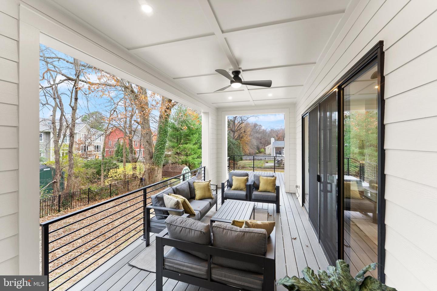 6539 FAIRLAWN DR, MCLEAN, Virginia 22101, 5 Bedrooms Bedrooms, ,5 BathroomsBathrooms,Residential,For sale,6539 FAIRLAWN DR,VAFX2280764 MLS # VAFX2280764 6539 FAIRLAWN DR, MCLEAN, Virginia 22101, 5 Bedrooms Bedrooms, ,5 BathroomsBathrooms,Residential,For sale,6539 FAIRLAWN DR,VAFX2280764 MLS # VAFX2280764