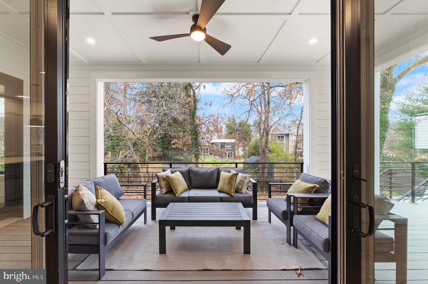 6539 FAIRLAWN DR, MCLEAN, Virginia 22101, 5 Bedrooms Bedrooms, ,5 BathroomsBathrooms,Residential,For sale,6539 FAIRLAWN DR,VAFX2280764 MLS # VAFX2280764 6539 FAIRLAWN DR, MCLEAN, Virginia 22101, 5 Bedrooms Bedrooms, ,5 BathroomsBathrooms,Residential,For sale,6539 FAIRLAWN DR,VAFX2280764 MLS # VAFX2280764