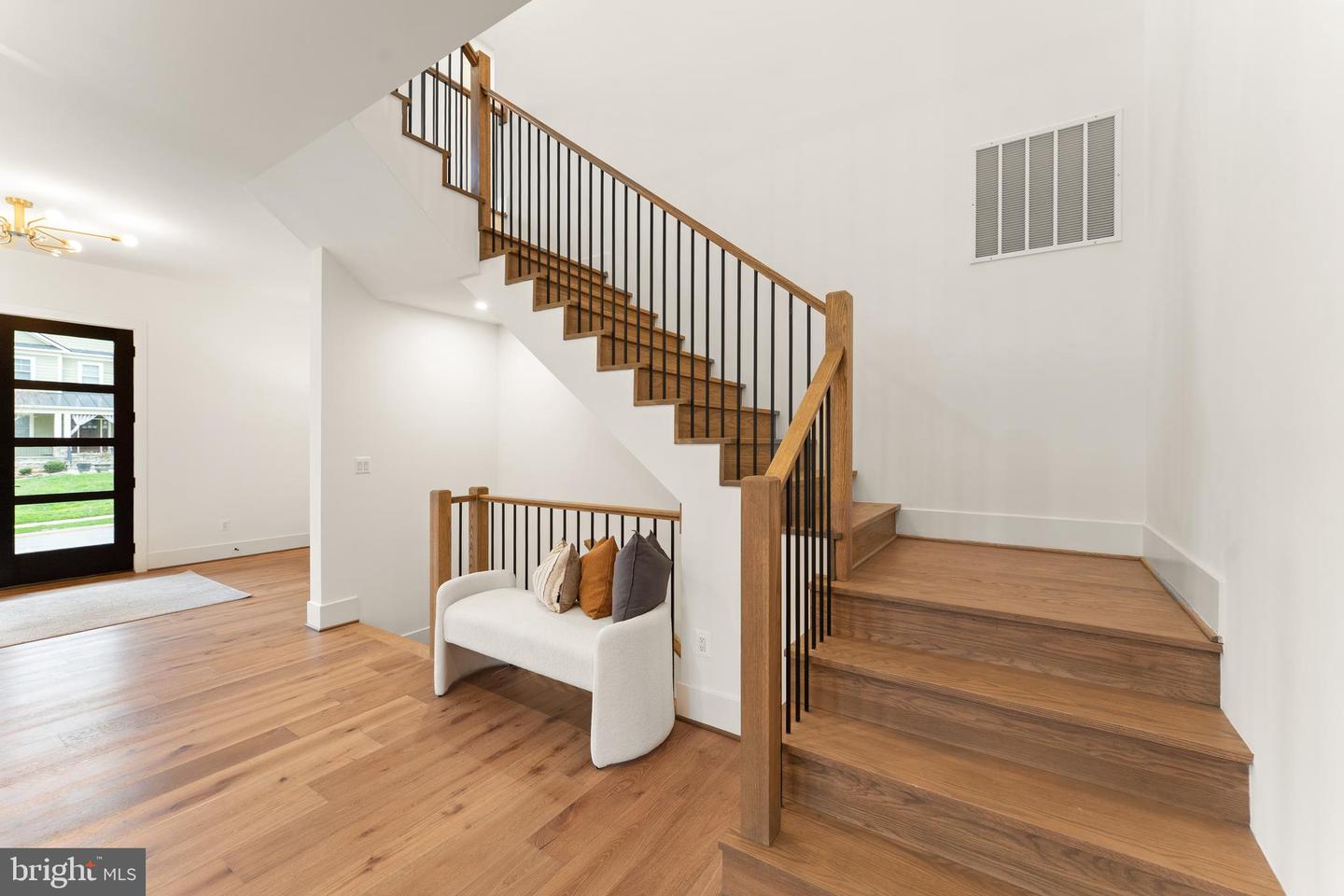 6539 FAIRLAWN DR, MCLEAN, Virginia 22101, 5 Bedrooms Bedrooms, ,5 BathroomsBathrooms,Residential,For sale,6539 FAIRLAWN DR,VAFX2280764 MLS # VAFX2280764 6539 FAIRLAWN DR, MCLEAN, Virginia 22101, 5 Bedrooms Bedrooms, ,5 BathroomsBathrooms,Residential,For sale,6539 FAIRLAWN DR,VAFX2280764 MLS # VAFX2280764