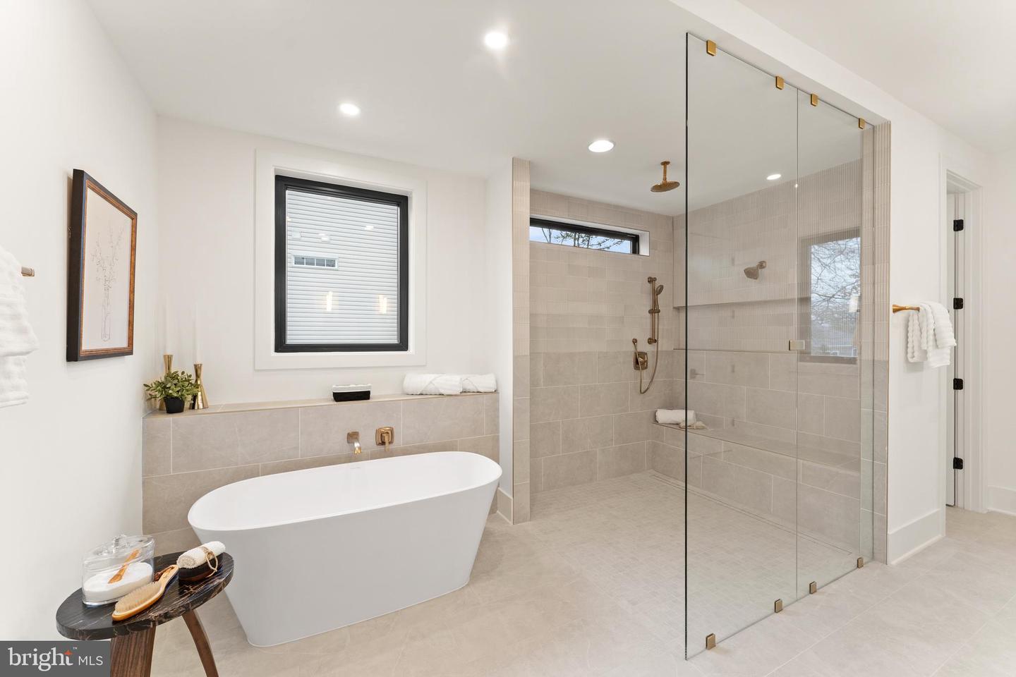 6539 FAIRLAWN DR, MCLEAN, Virginia 22101, 5 Bedrooms Bedrooms, ,5 BathroomsBathrooms,Residential,For sale,6539 FAIRLAWN DR,VAFX2280764 MLS # VAFX2280764 6539 FAIRLAWN DR, MCLEAN, Virginia 22101, 5 Bedrooms Bedrooms, ,5 BathroomsBathrooms,Residential,For sale,6539 FAIRLAWN DR,VAFX2280764 MLS # VAFX2280764