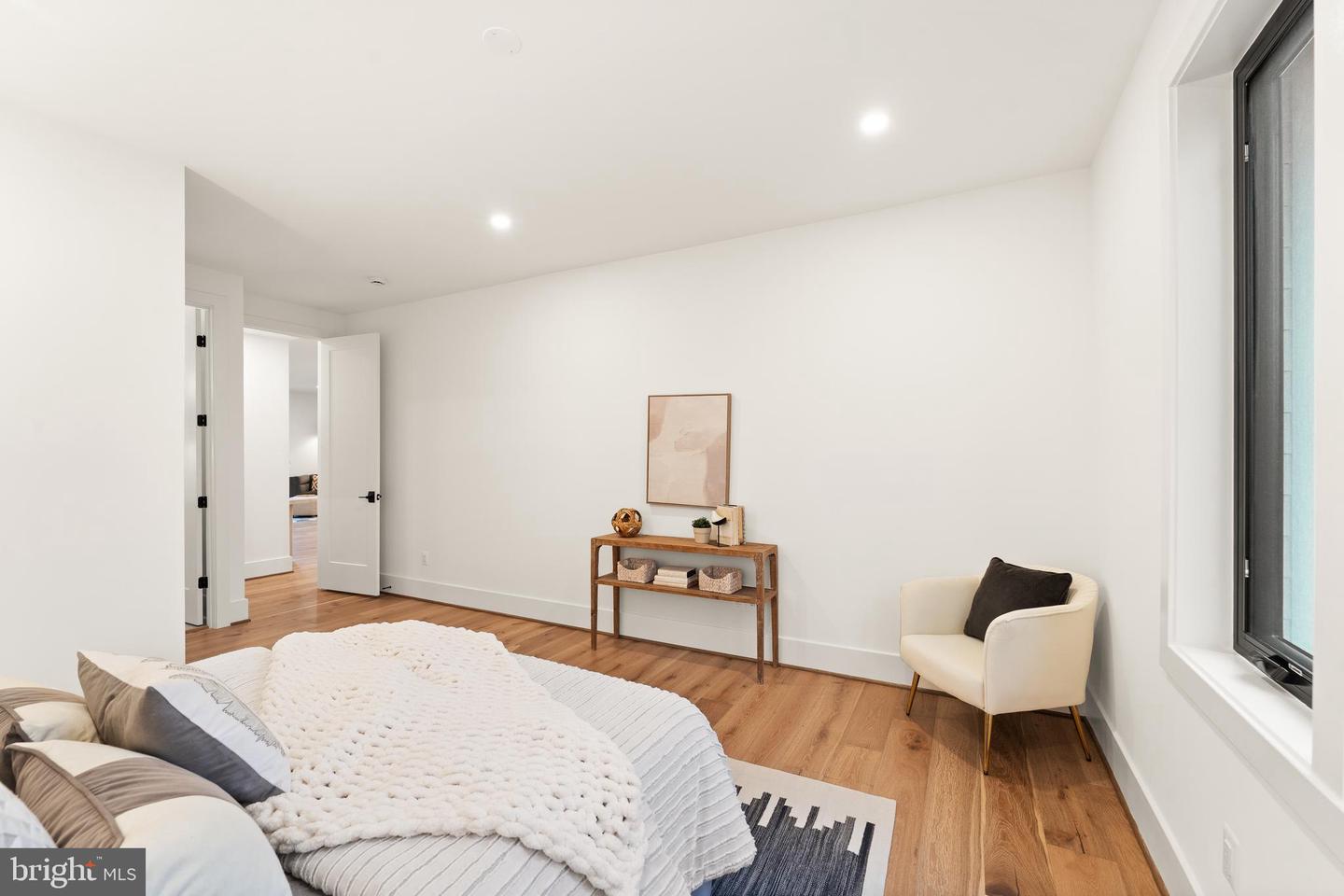 6539 FAIRLAWN DR, MCLEAN, Virginia 22101, 5 Bedrooms Bedrooms, ,5 BathroomsBathrooms,Residential,For sale,6539 FAIRLAWN DR,VAFX2280764 MLS # VAFX2280764 6539 FAIRLAWN DR, MCLEAN, Virginia 22101, 5 Bedrooms Bedrooms, ,5 BathroomsBathrooms,Residential,For sale,6539 FAIRLAWN DR,VAFX2280764 MLS # VAFX2280764