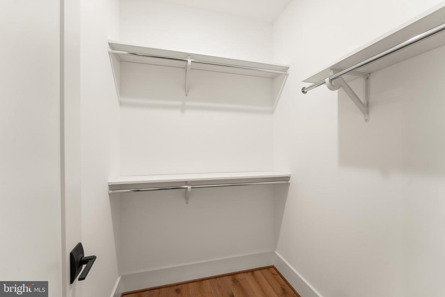 6539 FAIRLAWN DR, MCLEAN, Virginia 22101, 5 Bedrooms Bedrooms, ,5 BathroomsBathrooms,Residential,For sale,6539 FAIRLAWN DR,VAFX2280764 MLS # VAFX2280764 6539 FAIRLAWN DR, MCLEAN, Virginia 22101, 5 Bedrooms Bedrooms, ,5 BathroomsBathrooms,Residential,For sale,6539 FAIRLAWN DR,VAFX2280764 MLS # VAFX2280764