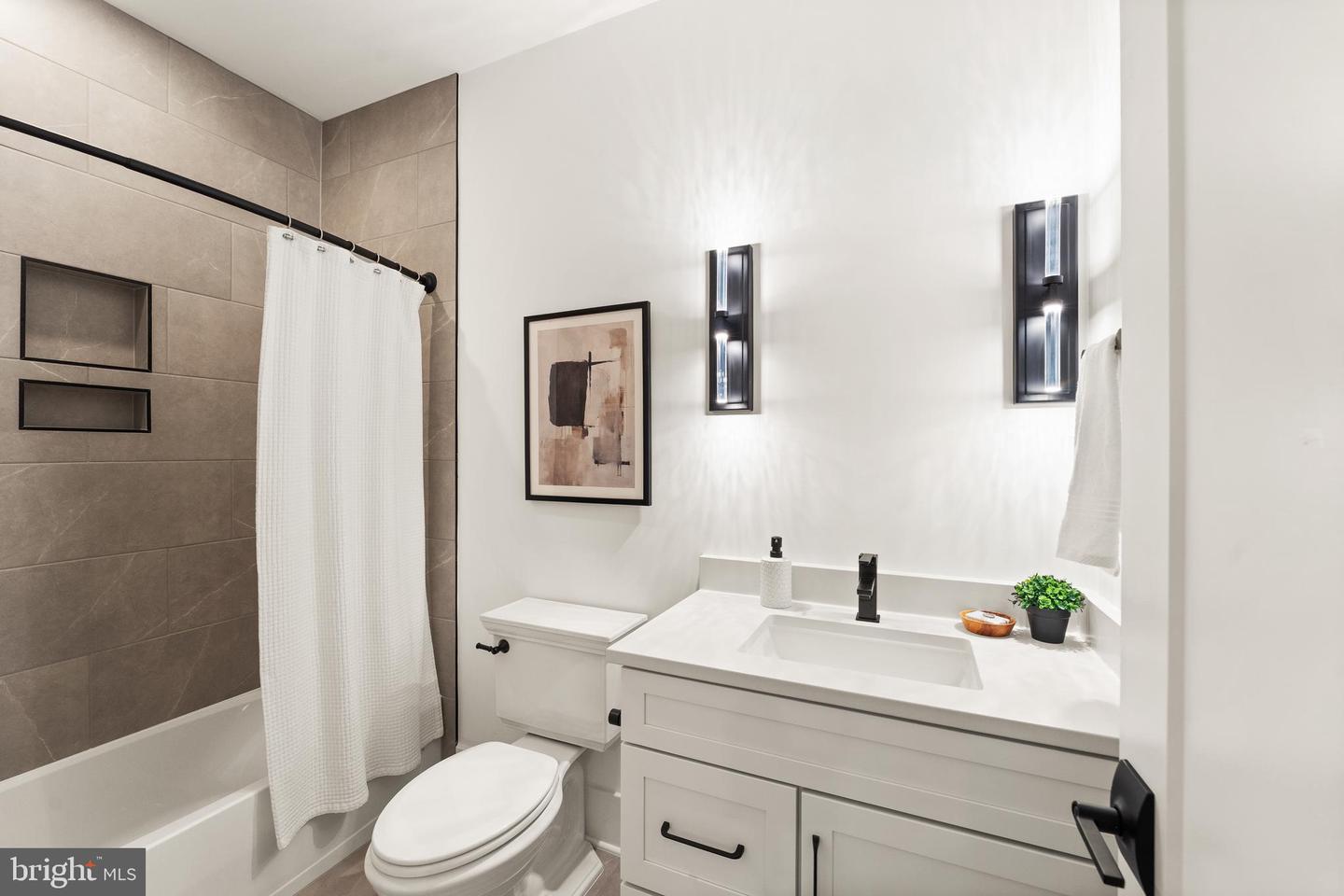 6539 FAIRLAWN DR, MCLEAN, Virginia 22101, 5 Bedrooms Bedrooms, ,5 BathroomsBathrooms,Residential,For sale,6539 FAIRLAWN DR,VAFX2280764 MLS # VAFX2280764 6539 FAIRLAWN DR, MCLEAN, Virginia 22101, 5 Bedrooms Bedrooms, ,5 BathroomsBathrooms,Residential,For sale,6539 FAIRLAWN DR,VAFX2280764 MLS # VAFX2280764