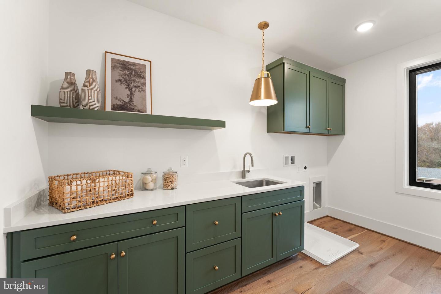 6539 FAIRLAWN DR, MCLEAN, Virginia 22101, 5 Bedrooms Bedrooms, ,5 BathroomsBathrooms,Residential,For sale,6539 FAIRLAWN DR,VAFX2280764 MLS # VAFX2280764 6539 FAIRLAWN DR, MCLEAN, Virginia 22101, 5 Bedrooms Bedrooms, ,5 BathroomsBathrooms,Residential,For sale,6539 FAIRLAWN DR,VAFX2280764 MLS # VAFX2280764