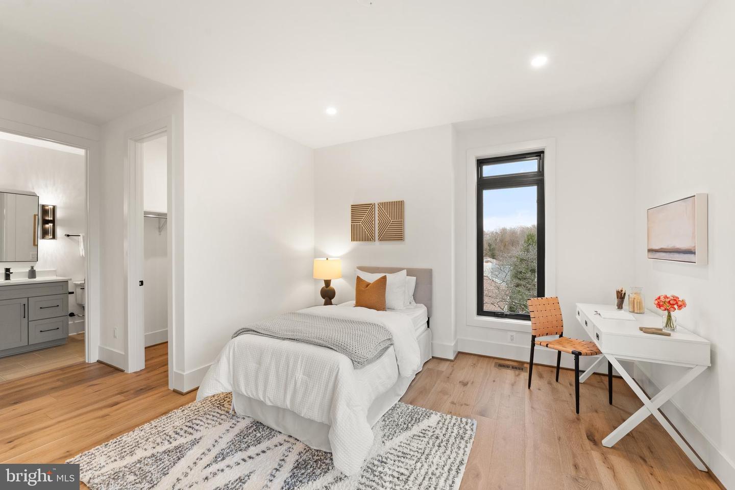 6539 FAIRLAWN DR, MCLEAN, Virginia 22101, 5 Bedrooms Bedrooms, ,5 BathroomsBathrooms,Residential,For sale,6539 FAIRLAWN DR,VAFX2280764 MLS # VAFX2280764 6539 FAIRLAWN DR, MCLEAN, Virginia 22101, 5 Bedrooms Bedrooms, ,5 BathroomsBathrooms,Residential,For sale,6539 FAIRLAWN DR,VAFX2280764 MLS # VAFX2280764