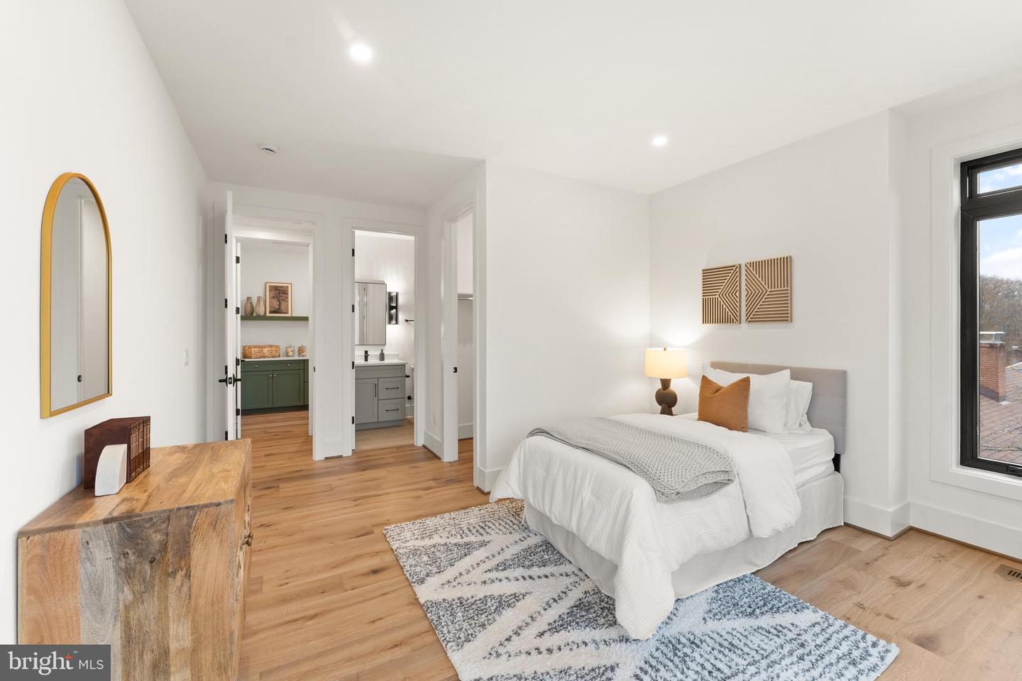 6539 FAIRLAWN DR, MCLEAN, Virginia 22101, 5 Bedrooms Bedrooms, ,5 BathroomsBathrooms,Residential,For sale,6539 FAIRLAWN DR,VAFX2280764 MLS # VAFX2280764 6539 FAIRLAWN DR, MCLEAN, Virginia 22101, 5 Bedrooms Bedrooms, ,5 BathroomsBathrooms,Residential,For sale,6539 FAIRLAWN DR,VAFX2280764 MLS # VAFX2280764